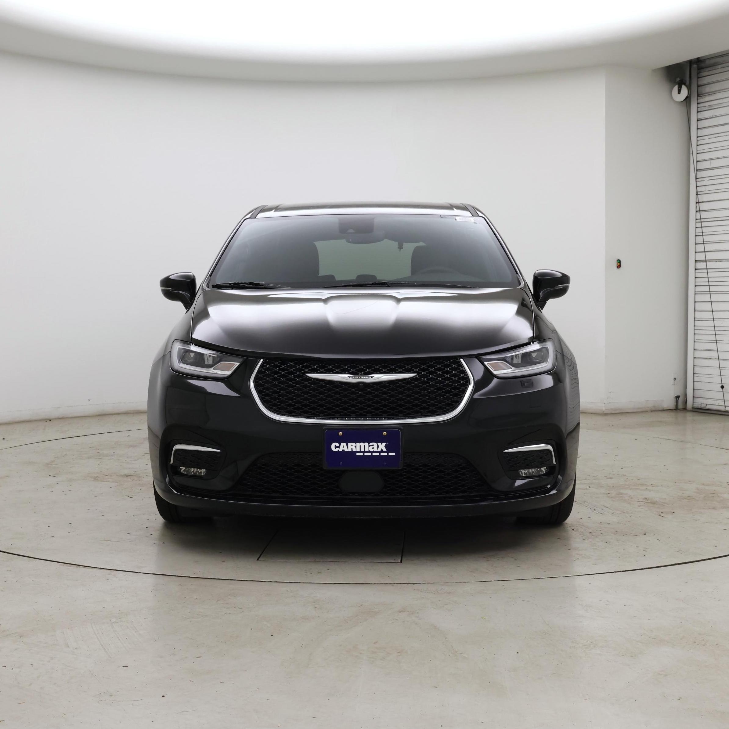 Thumbnail: 2025 Chrysler Pacifica - 5