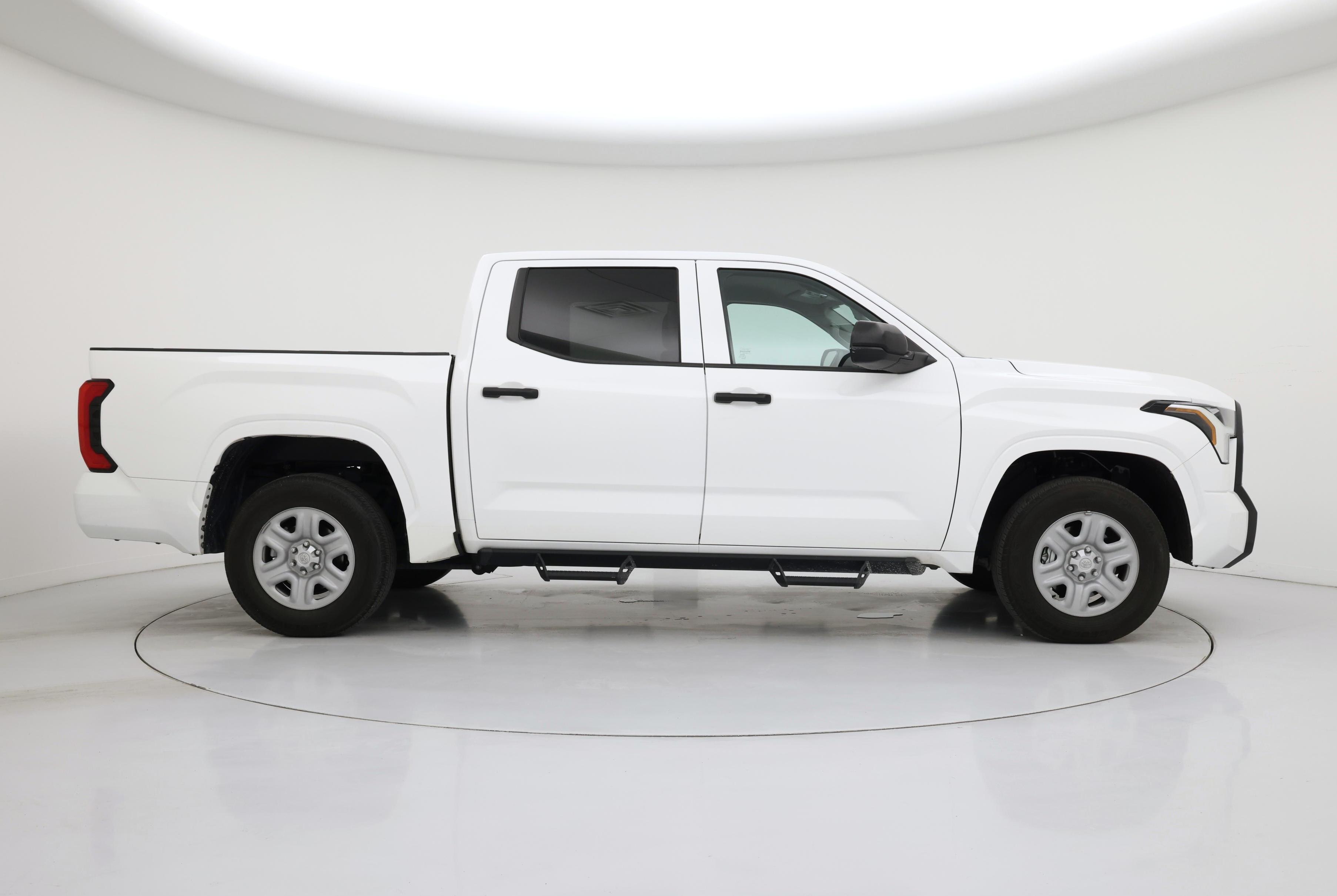 Thumbnail: 2023 Toyota Tundra - 7