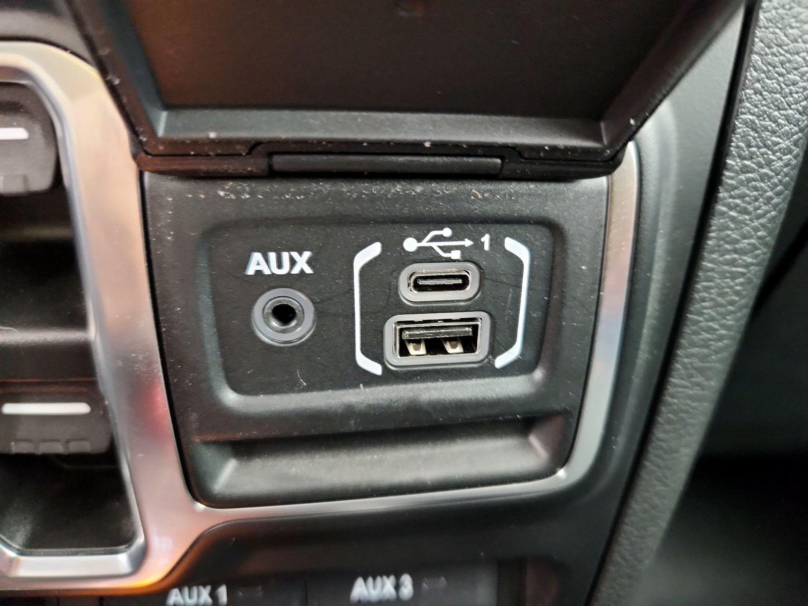 Photo 19