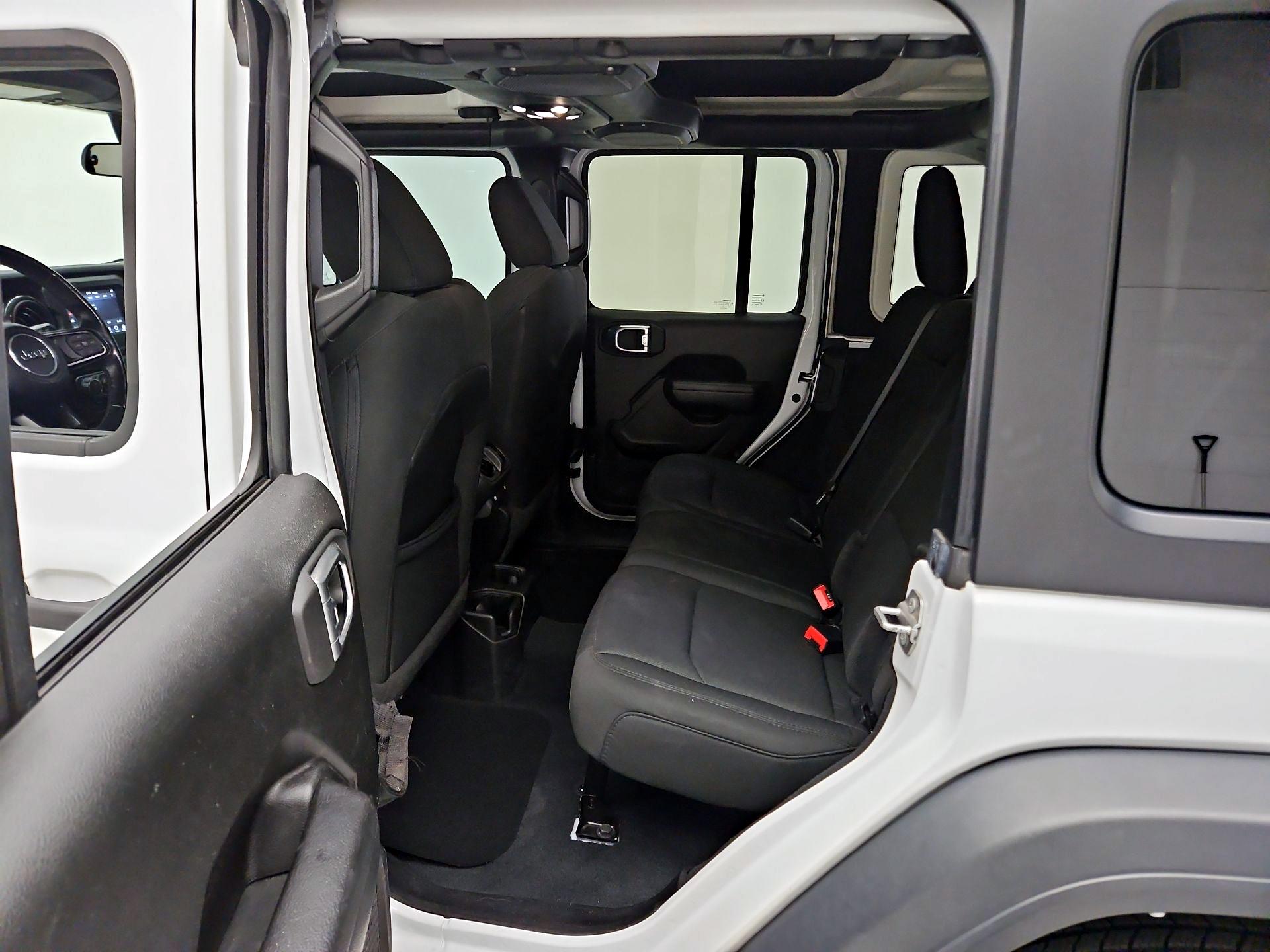 Thumbnail: 2022 Jeep Wrangler - 19