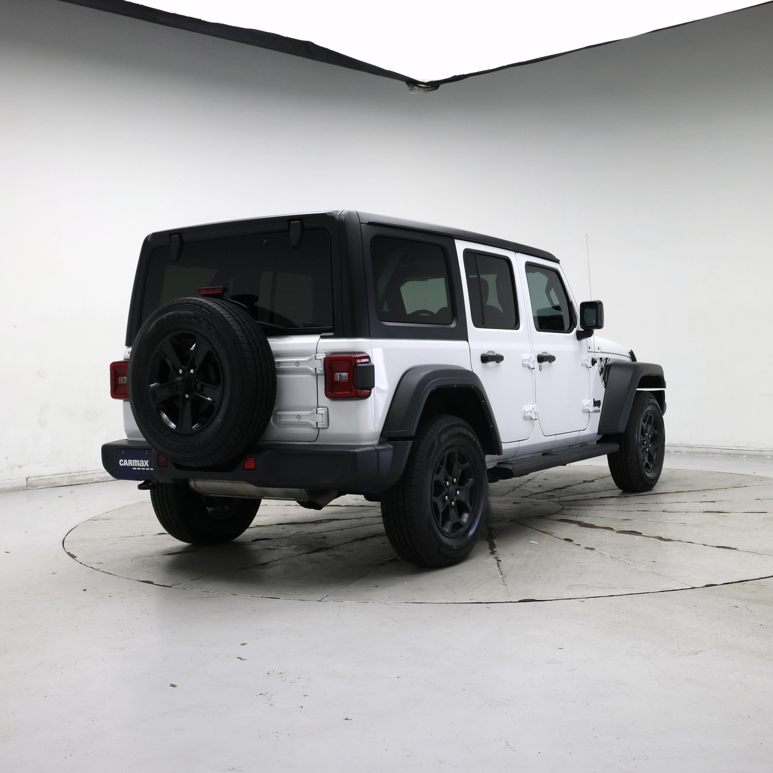 Thumbnail: 2022 Jeep Wrangler - 8