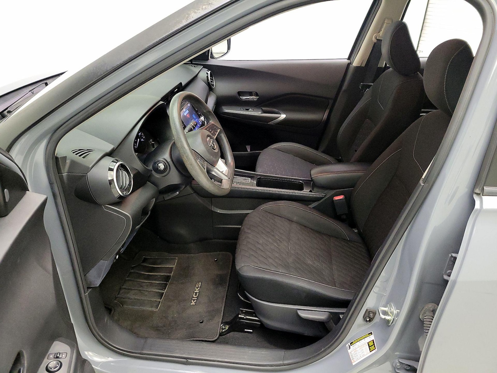 2021 Nissan Kicks SV - Photo 12
