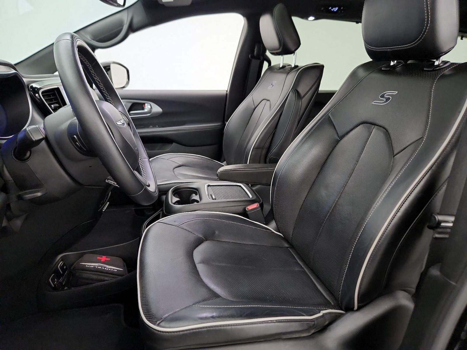 2018 Chrysler Pacifica Limited - Photo 12