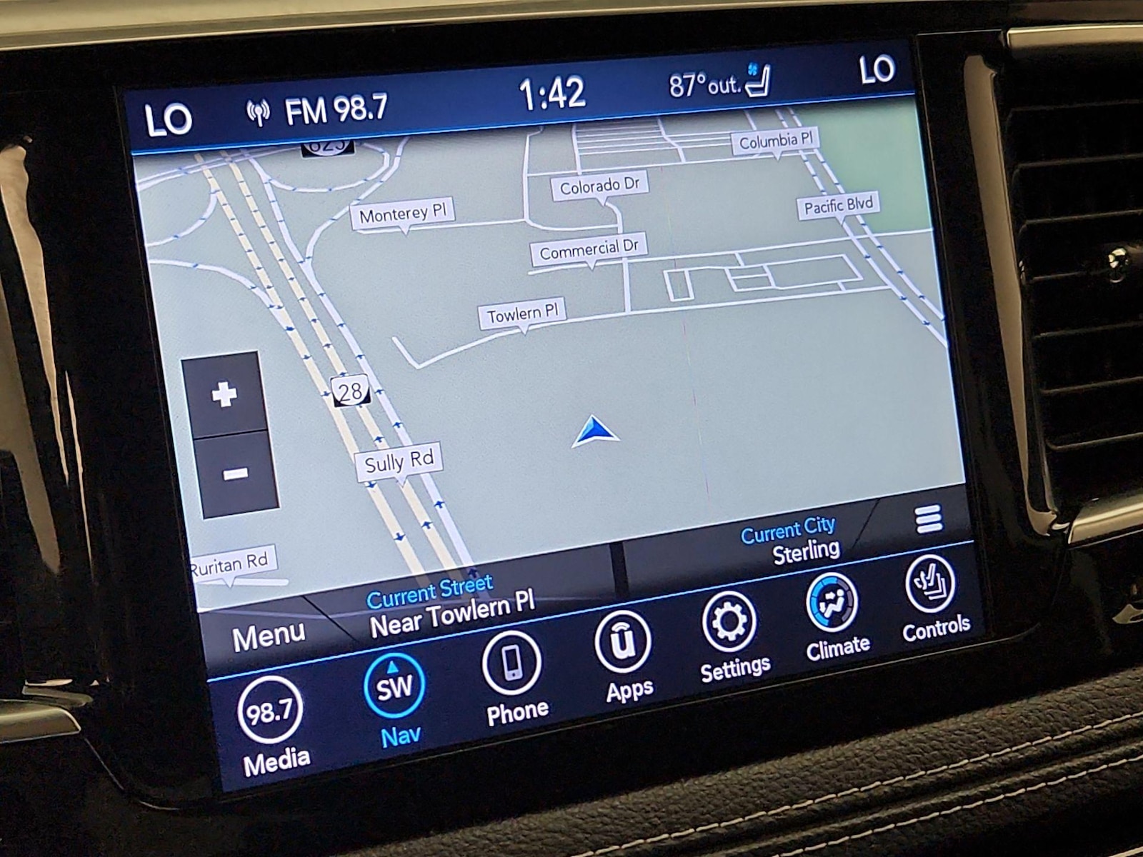 2018 Chrysler Pacifica Limited - Photo 15