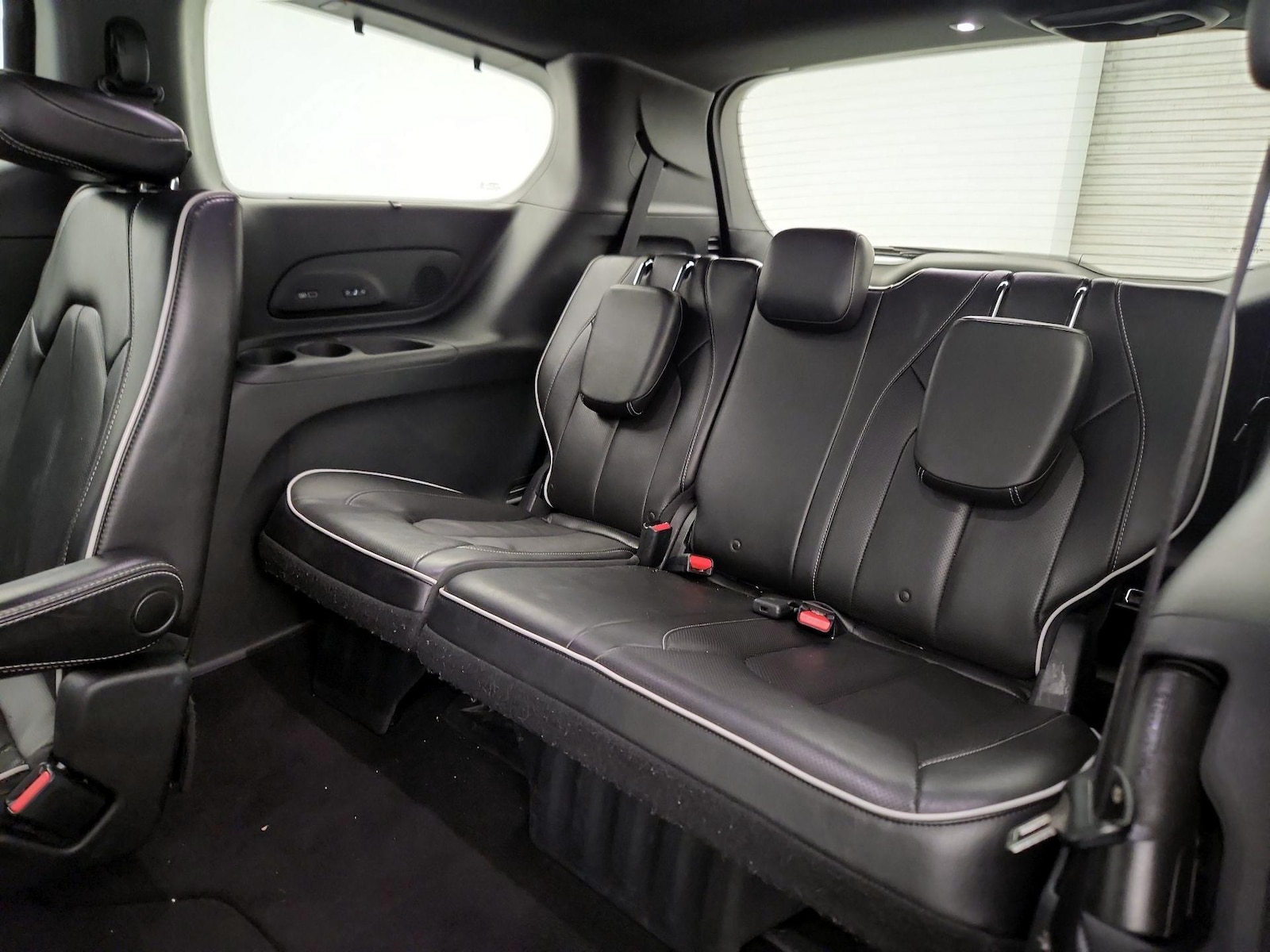 2018 Chrysler Pacifica Limited - Photo 23