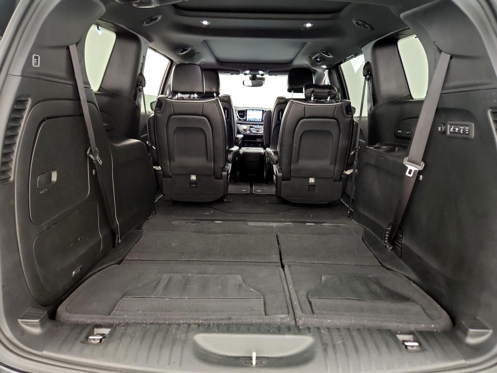 2018 Chrysler Pacifica Limited - Photo 25