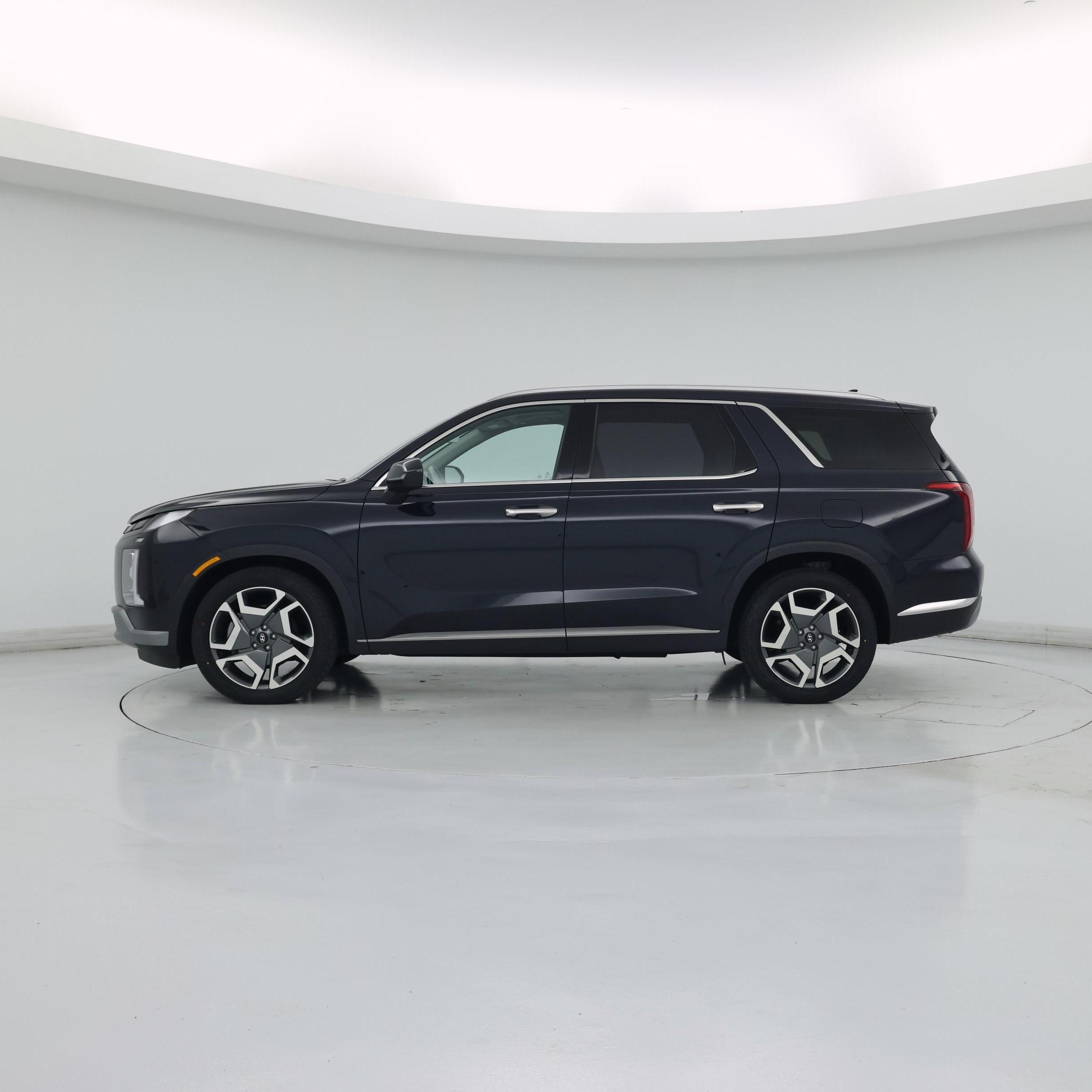 Thumbnail: 2023 Hyundai Palisade - 3