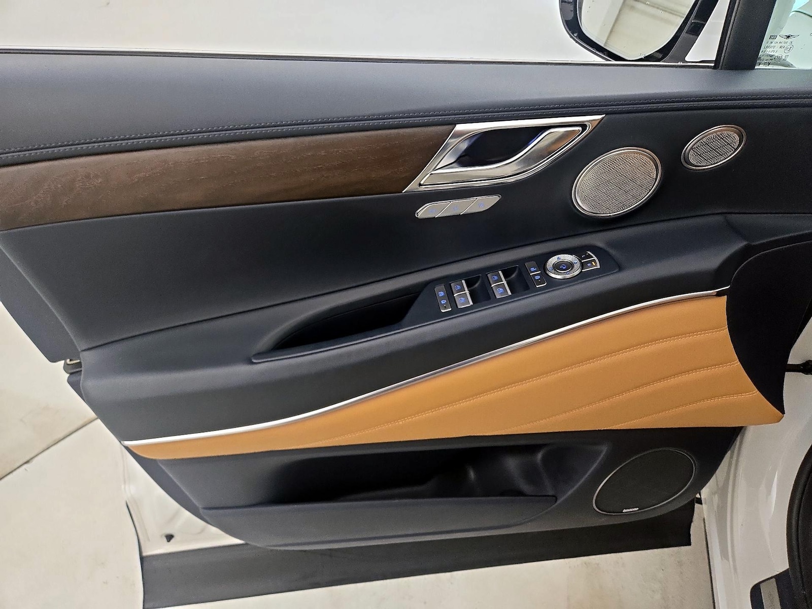 2024 GENESIS GV80 - Photo 13