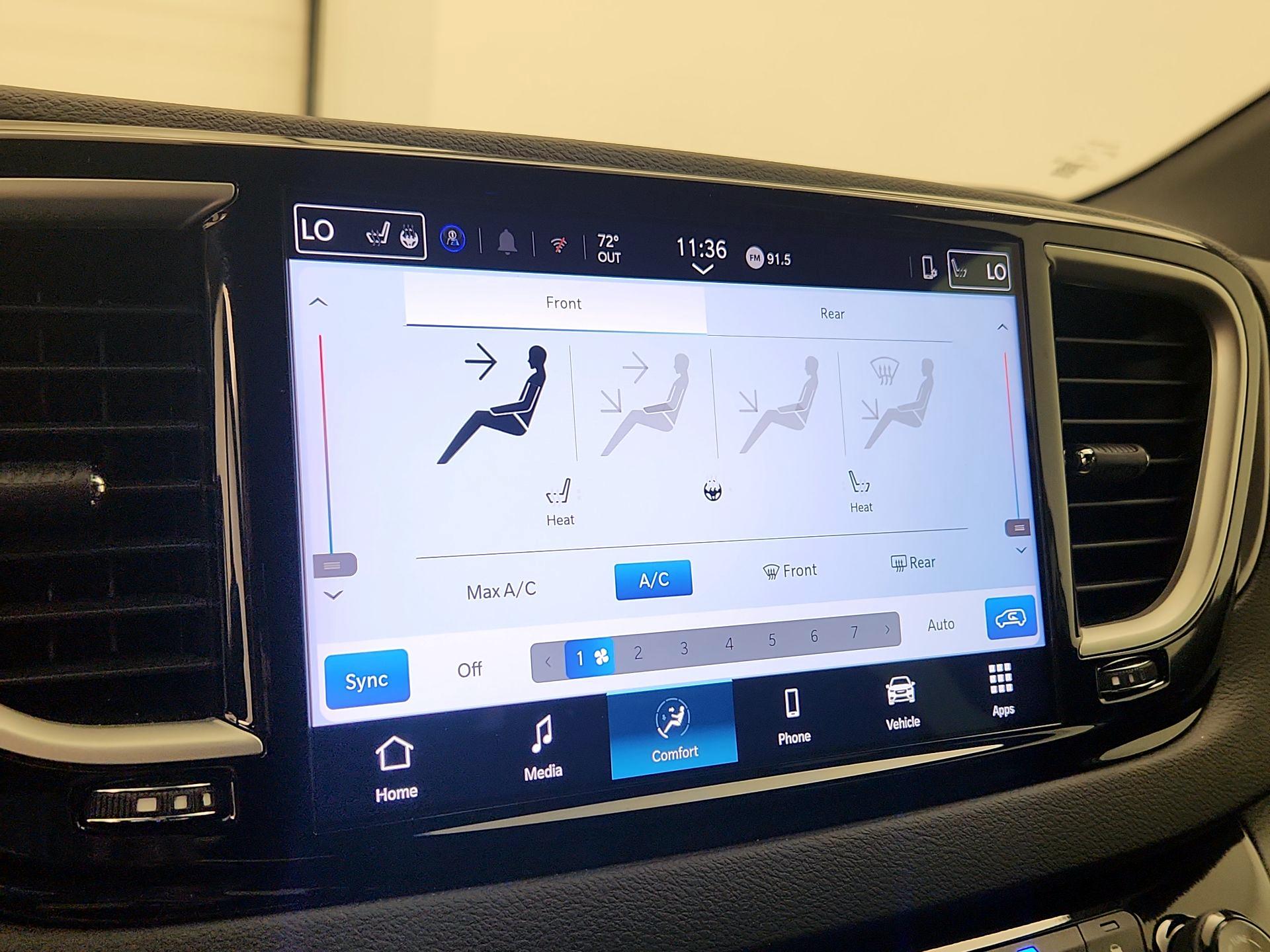 Thumbnail: 2025 Chrysler Pacifica - 16