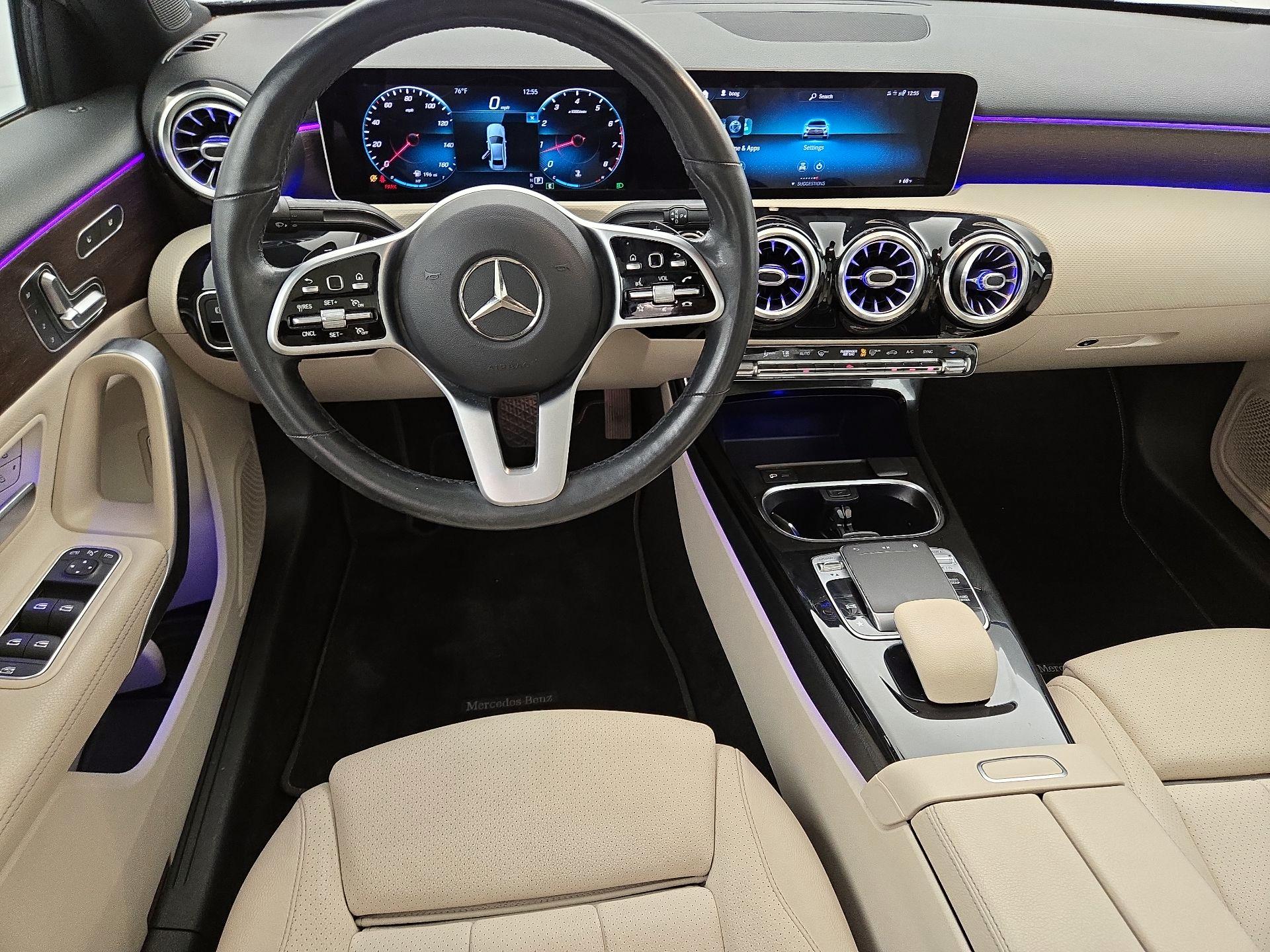 Thumbnail: 2020 Mercedes-Benz A-Class - 10