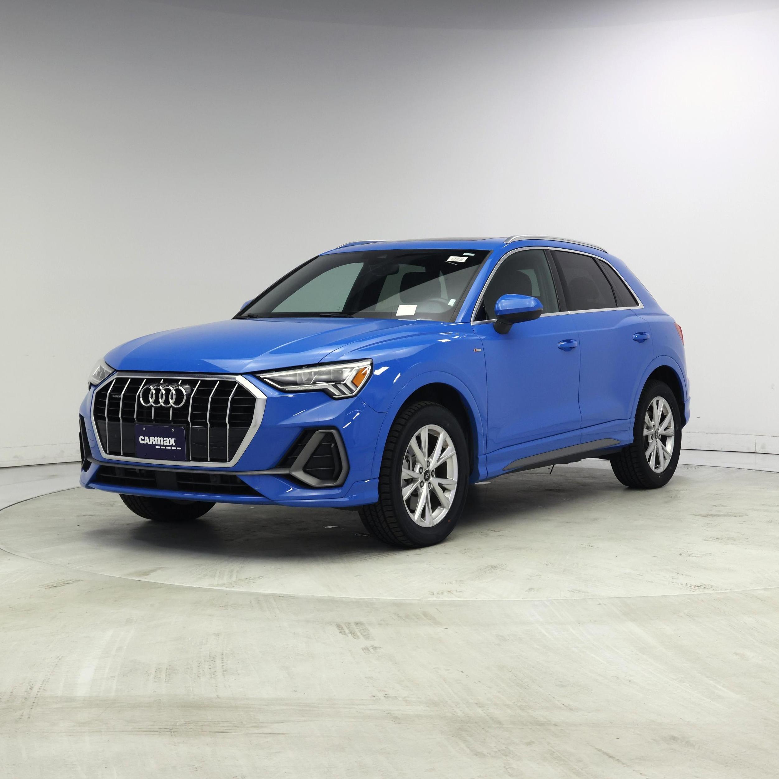 Thumbnail: 2023 Audi Q3 - 4