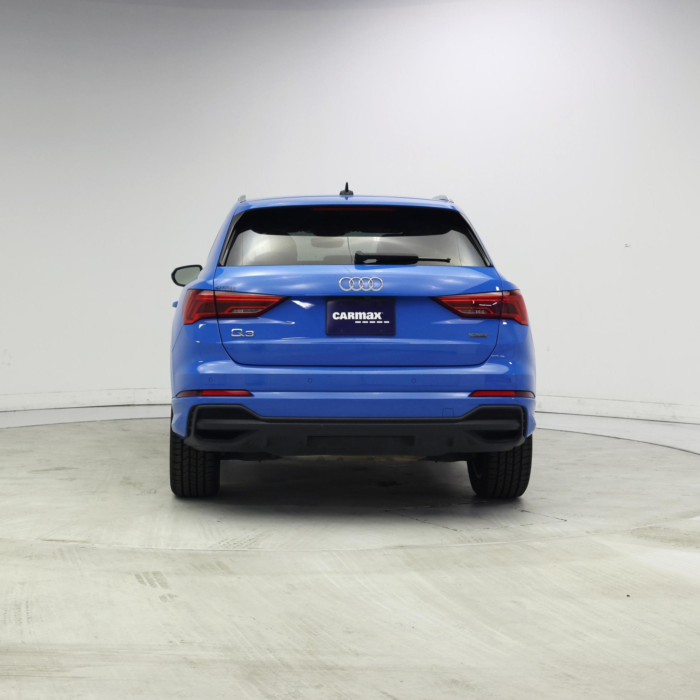 Thumbnail: 2023 Audi Q3 - 6
