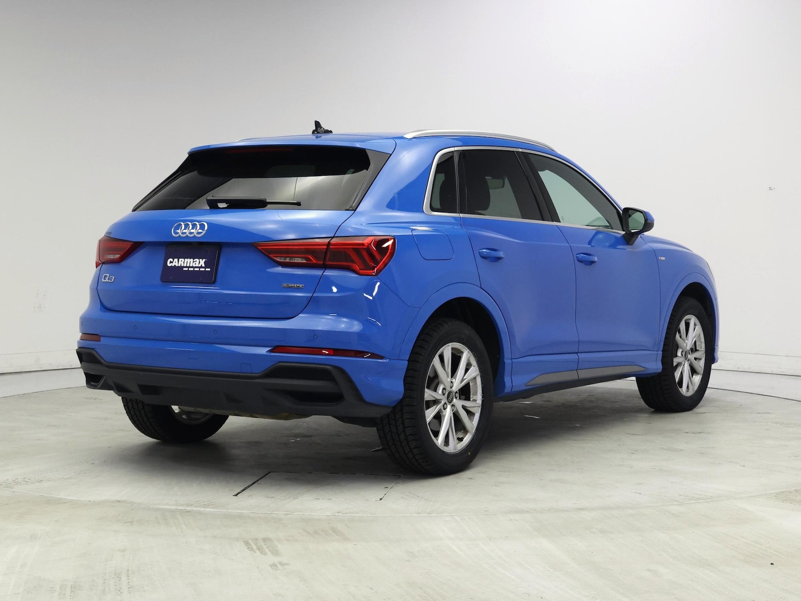 2023 Audi Q3 S Line Premium - Photo 9