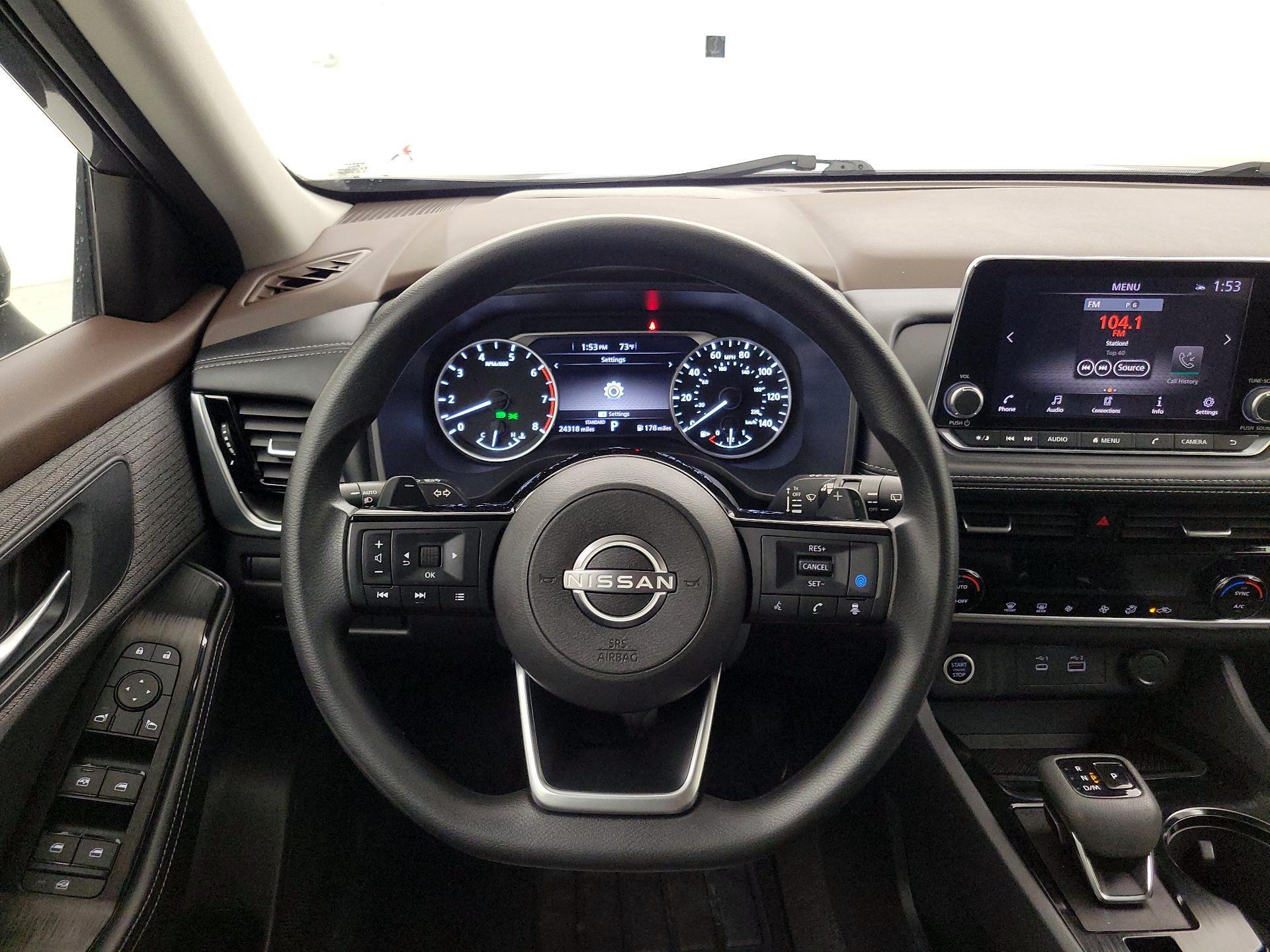 Thumbnail: 2022 Nissan Rogue - 10