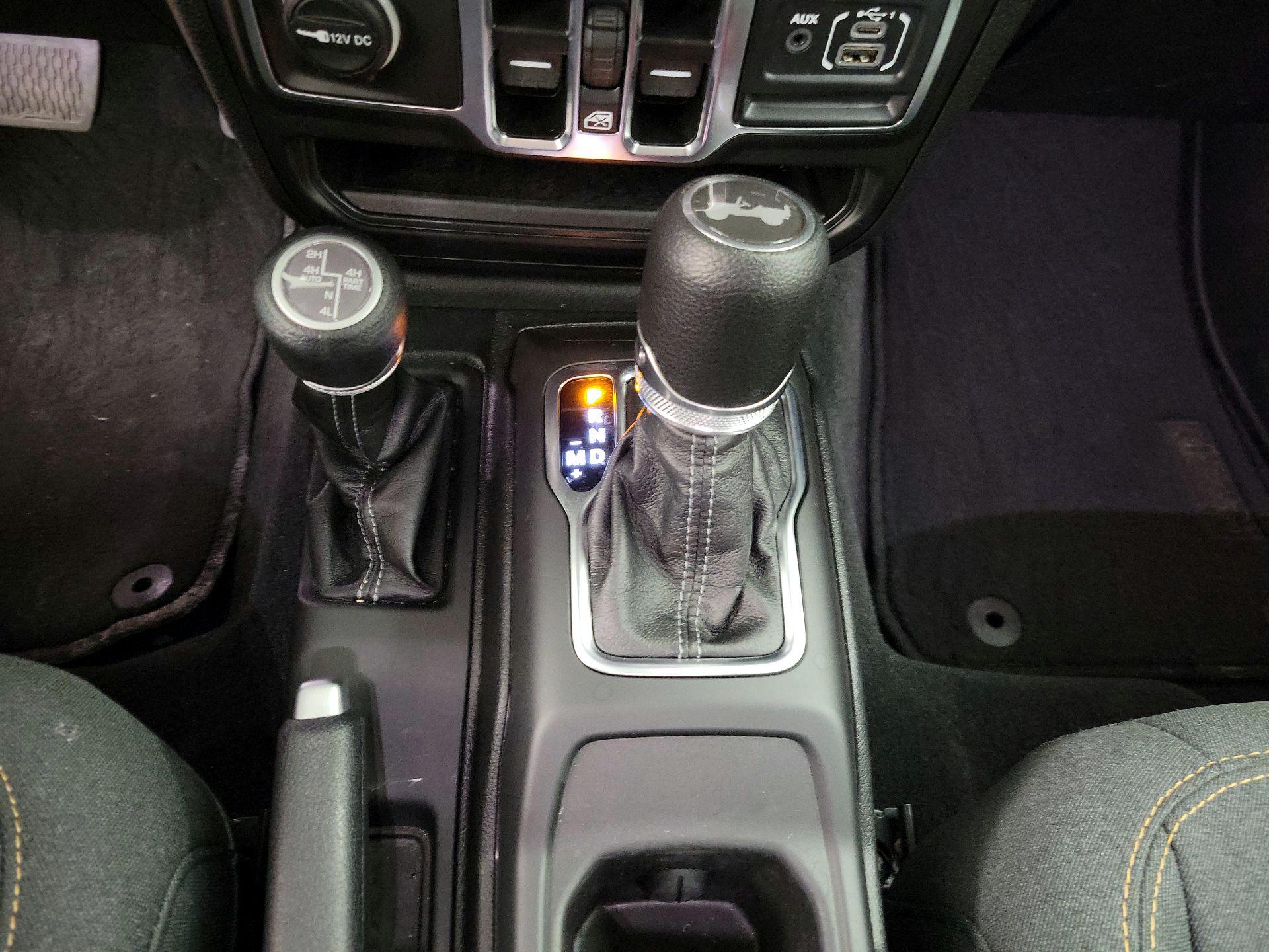 Thumbnail: 2025 Jeep Wrangler - 17