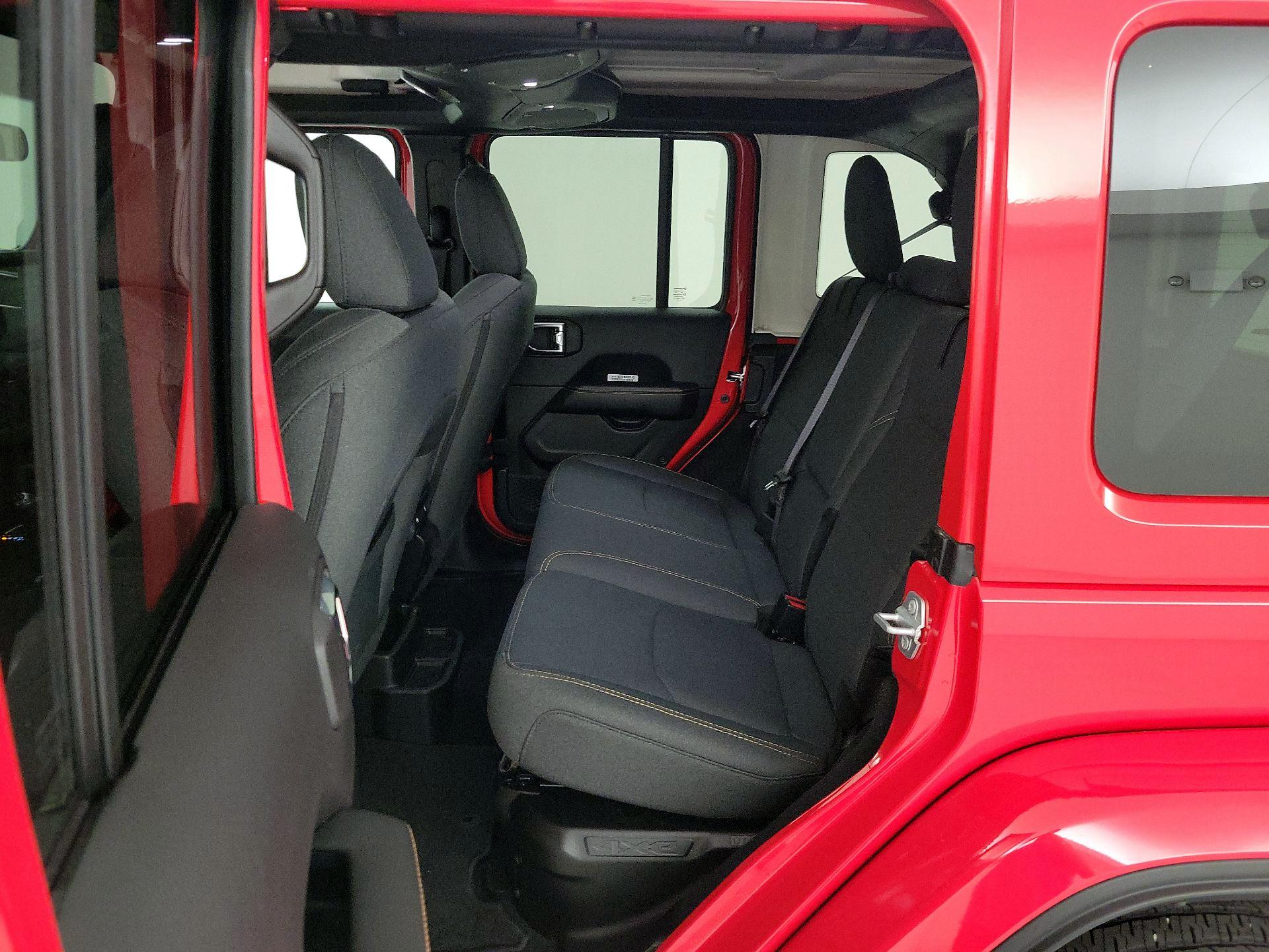 Thumbnail: 2025 Jeep Wrangler - 19