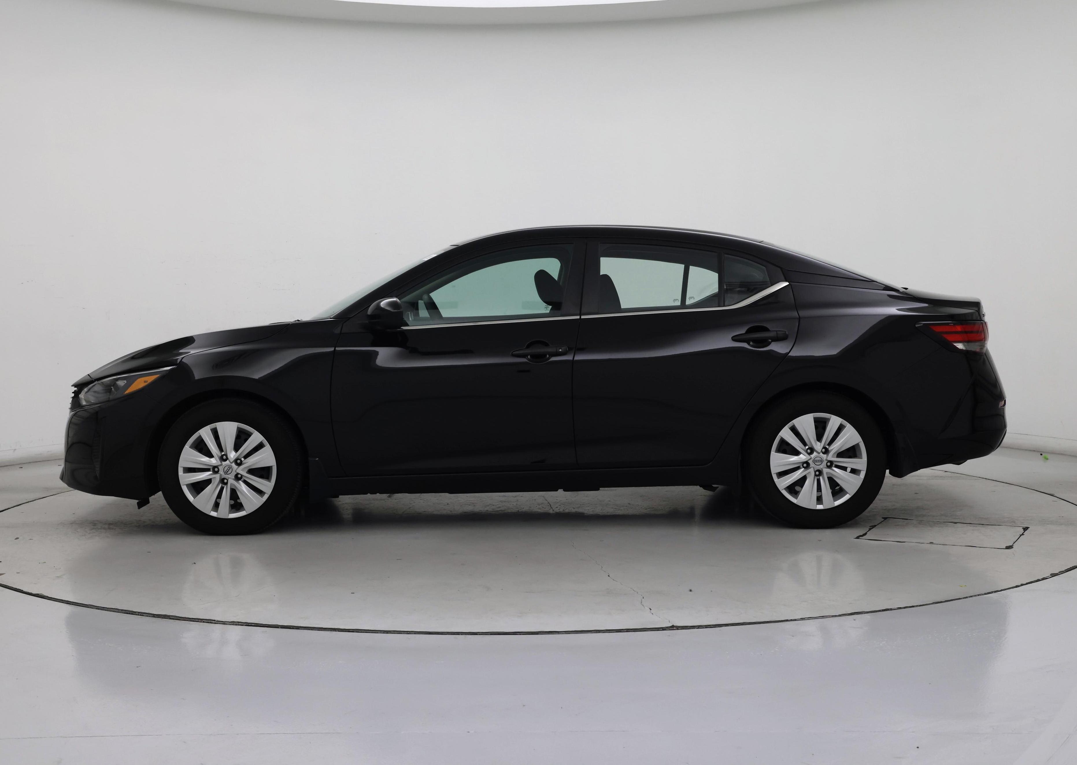 Thumbnail: 2024 Nissan Sentra - 3