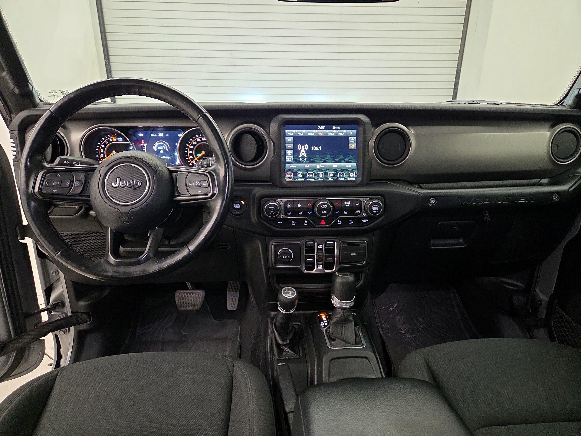 Thumbnail: 2021 Jeep Wrangler - 9
