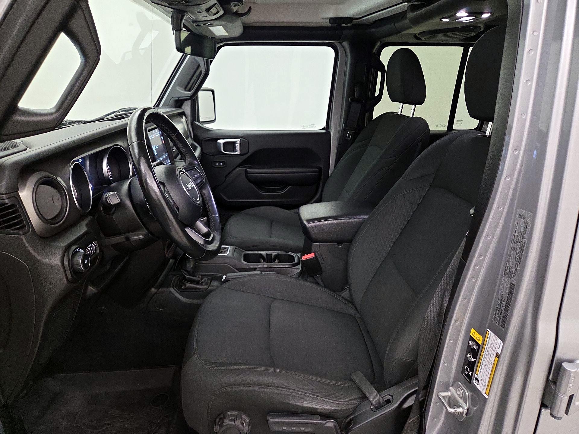 Thumbnail: 2021 Jeep Wrangler - 11