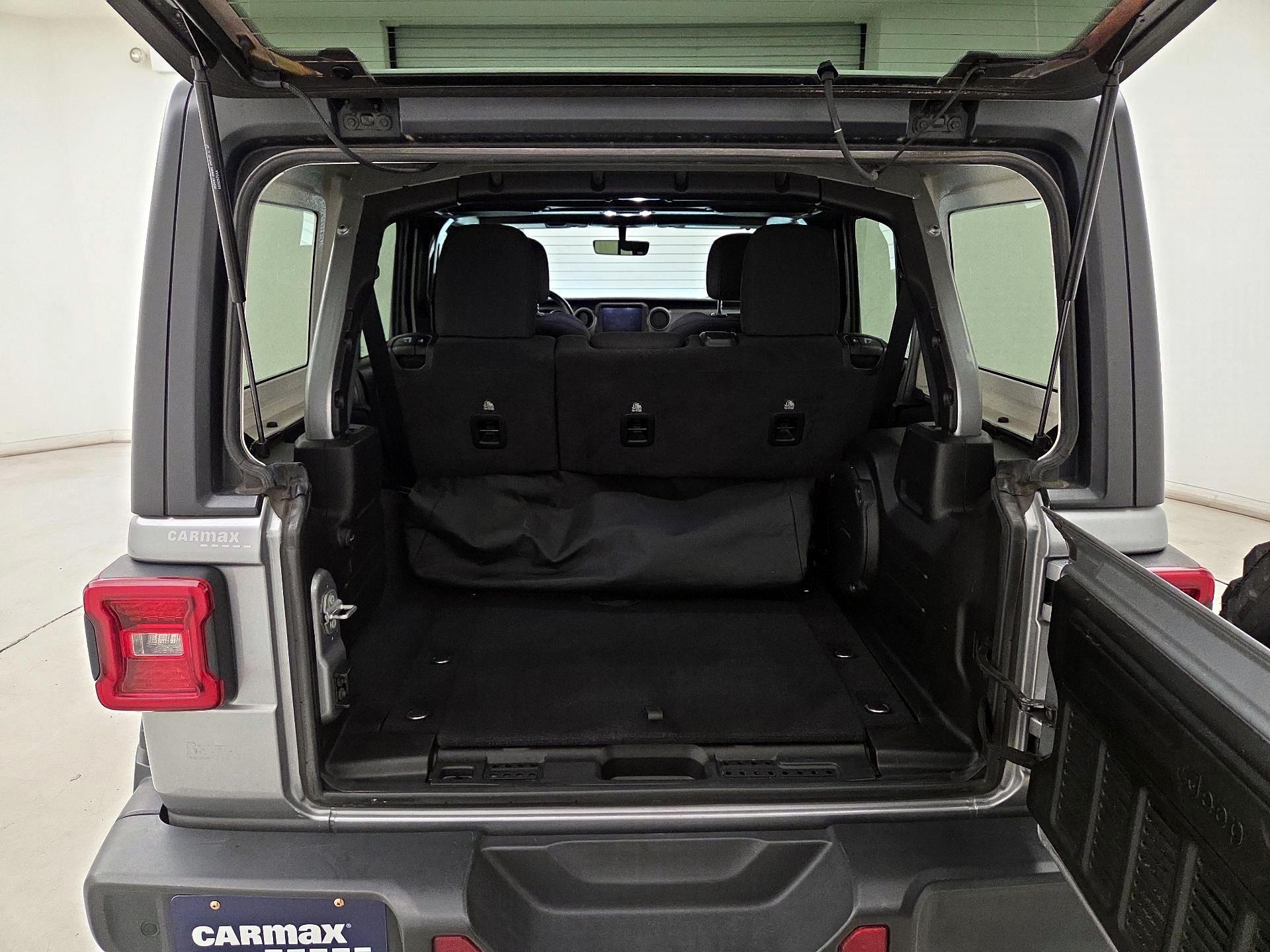 Thumbnail: 2021 Jeep Wrangler - 18