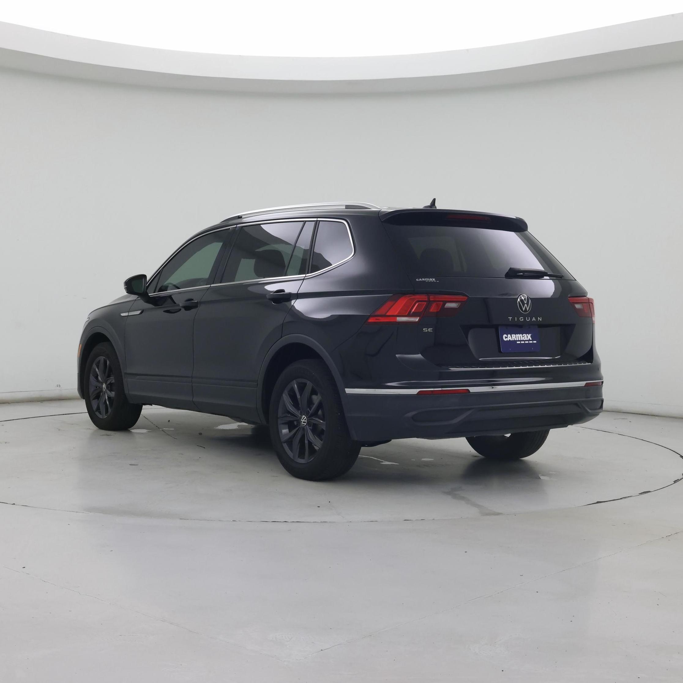 Thumbnail: 2024 Volkswagen Tiguan - 2