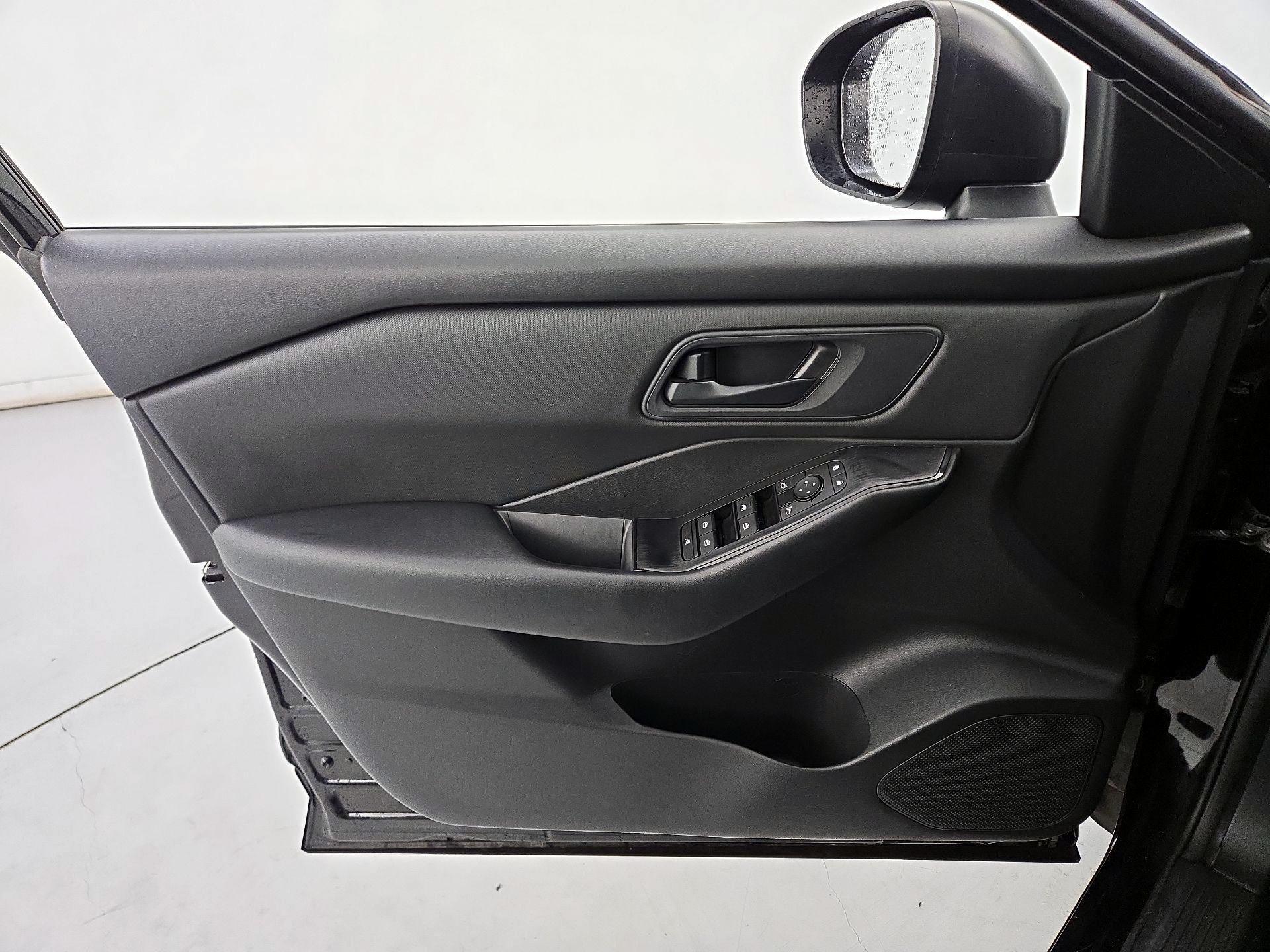 Thumbnail: 2024 Nissan Rogue - 12