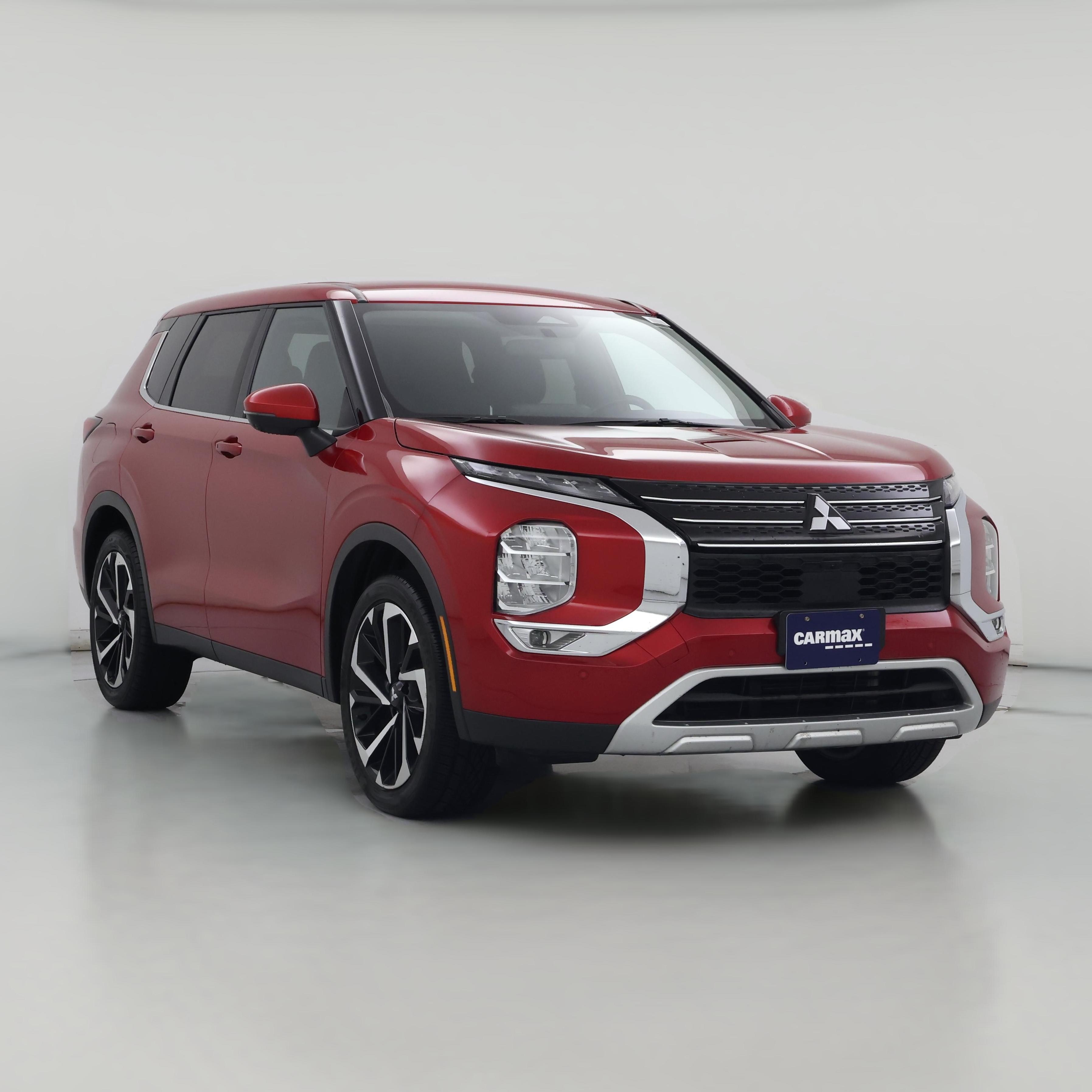 Thumbnail: 2024 Mitsubishi Outlander - 1