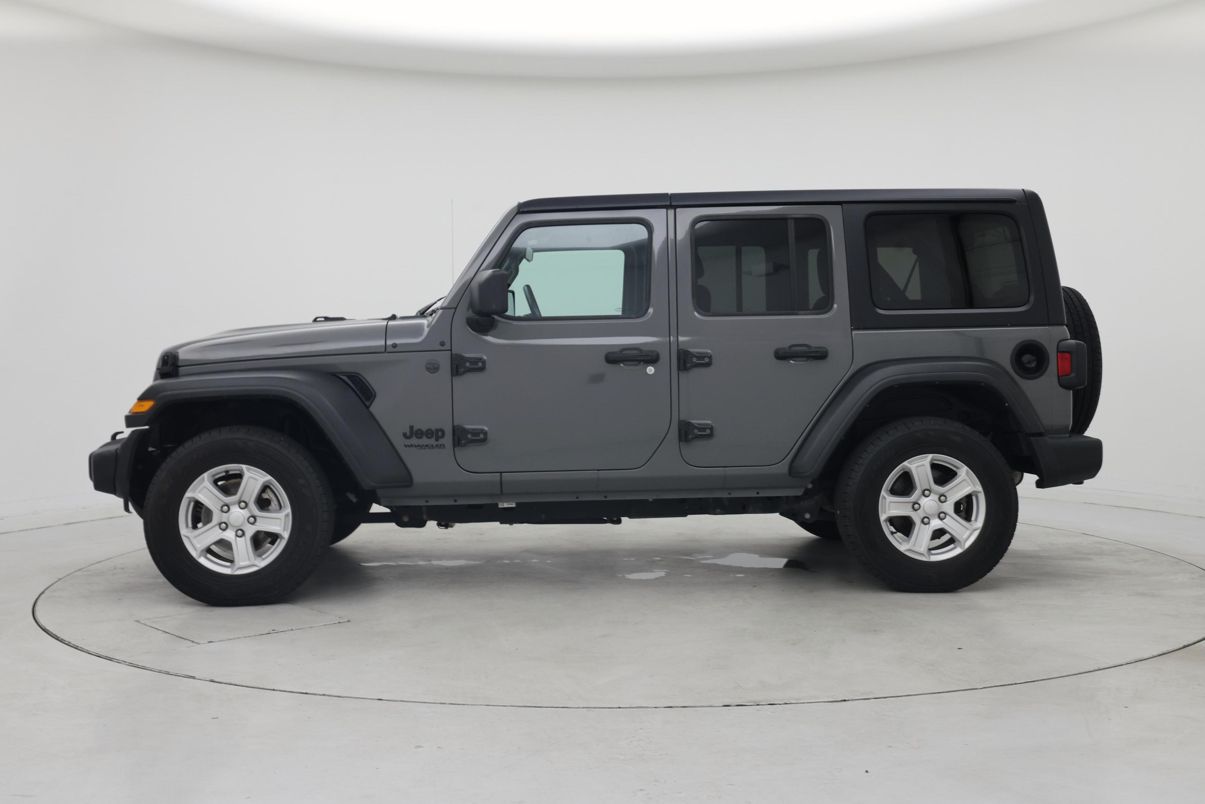 Thumbnail: 2022 Jeep Wrangler - 3