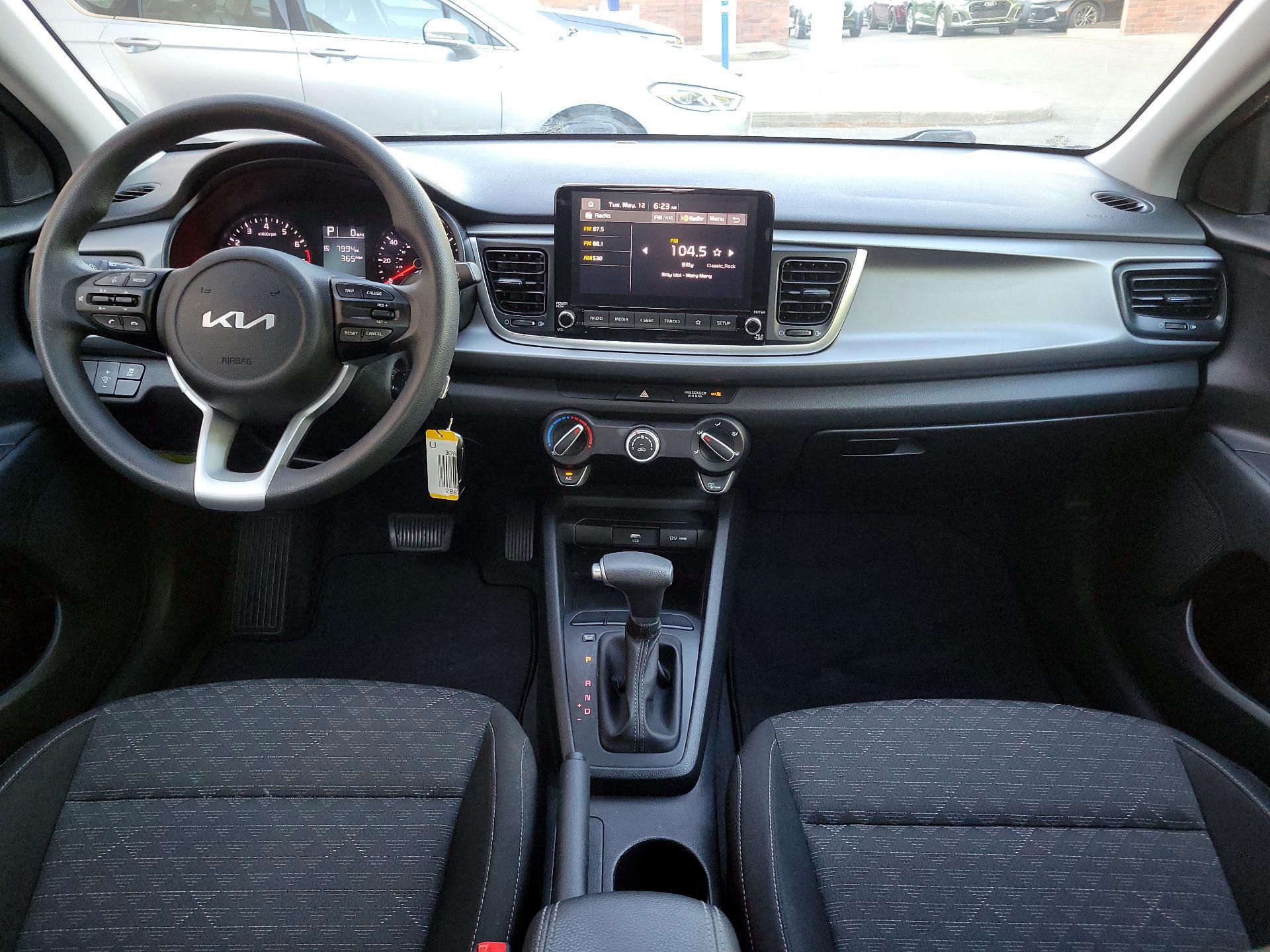 Thumbnail: 2022 Kia Rio - 8