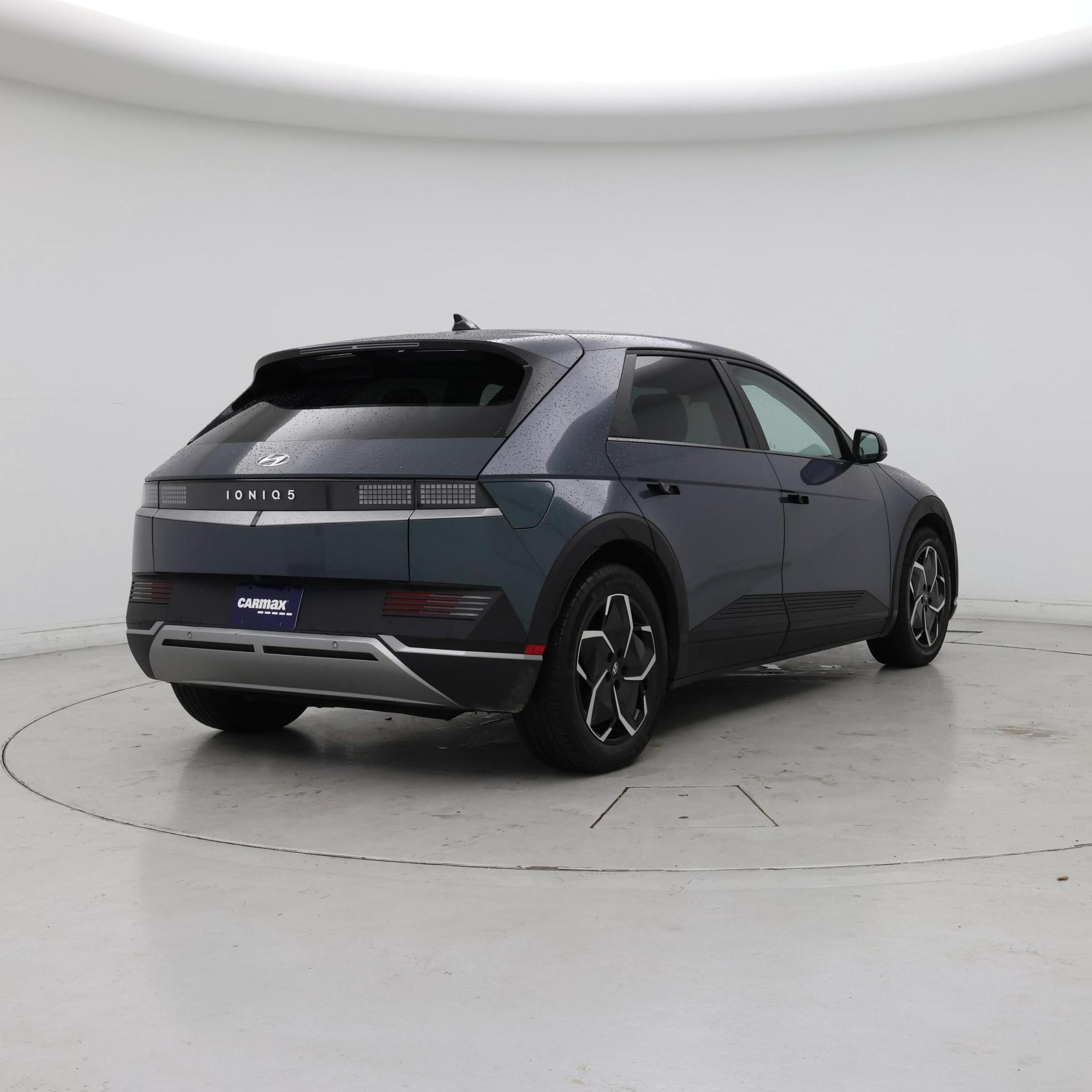 Thumbnail: 2023 Hyundai Ioniq 5 - 8