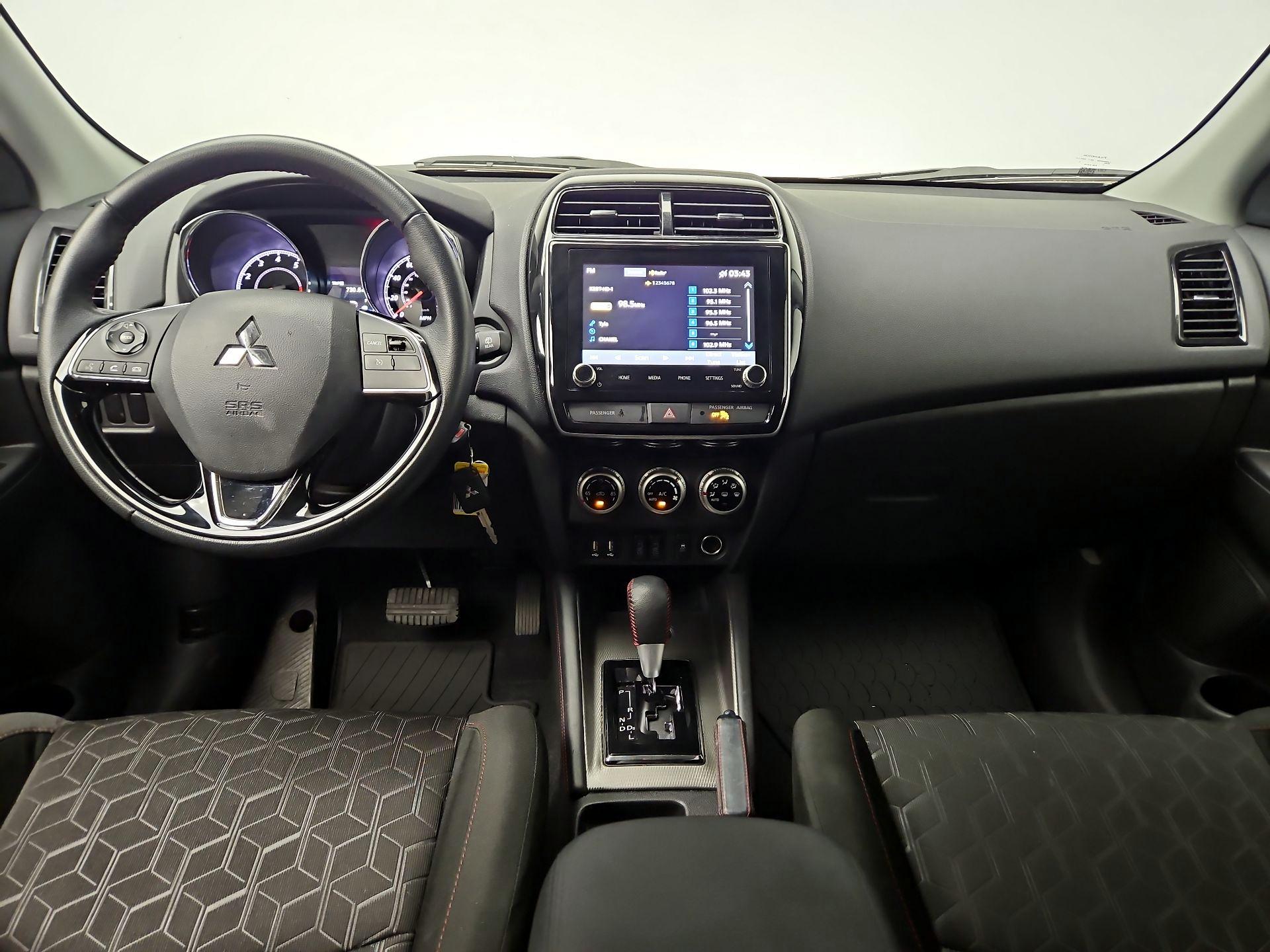 Thumbnail: 2024 Mitsubishi Outlander Sport - 9