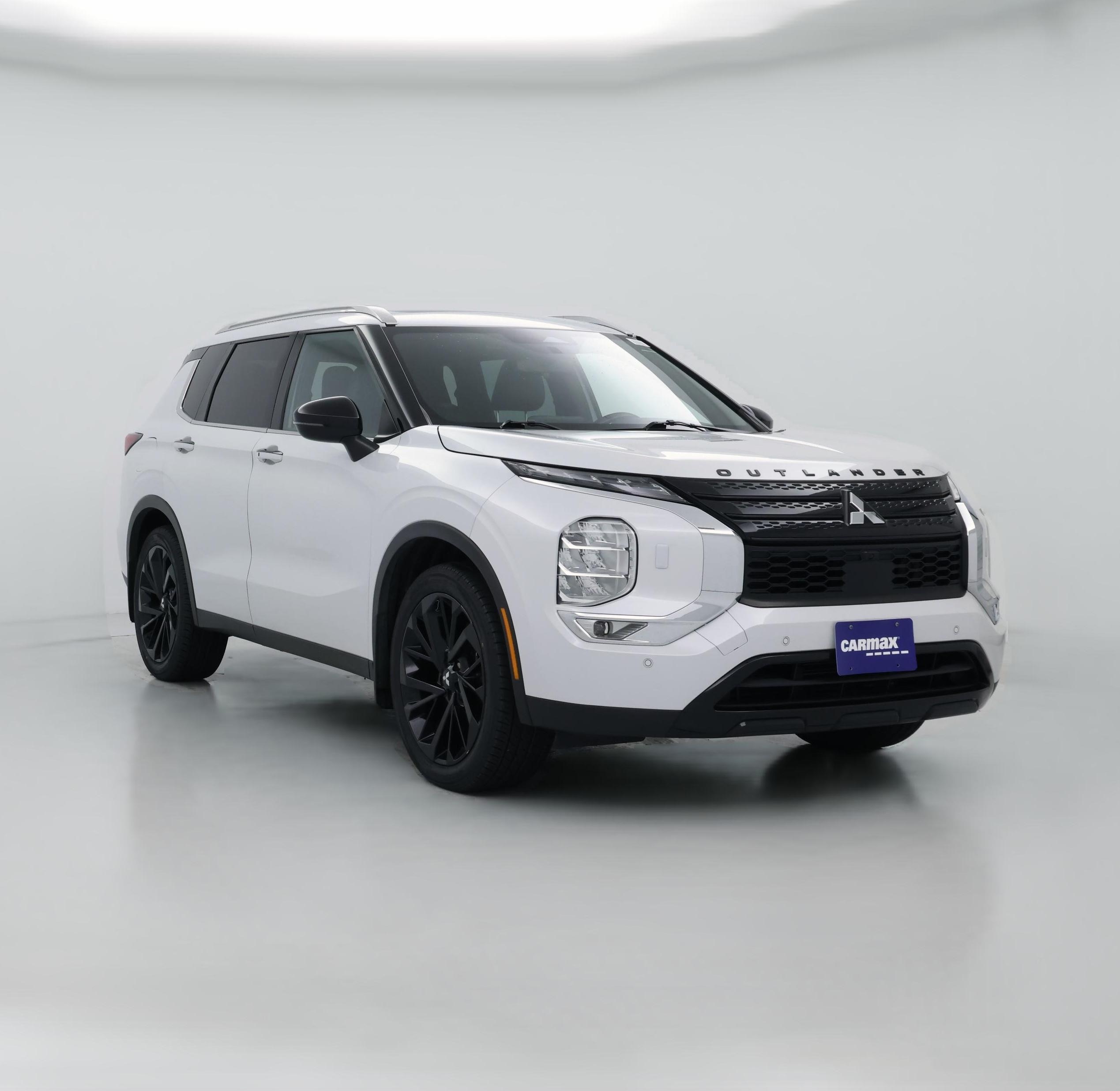 Thumbnail: 2022 Mitsubishi Outlander - 1