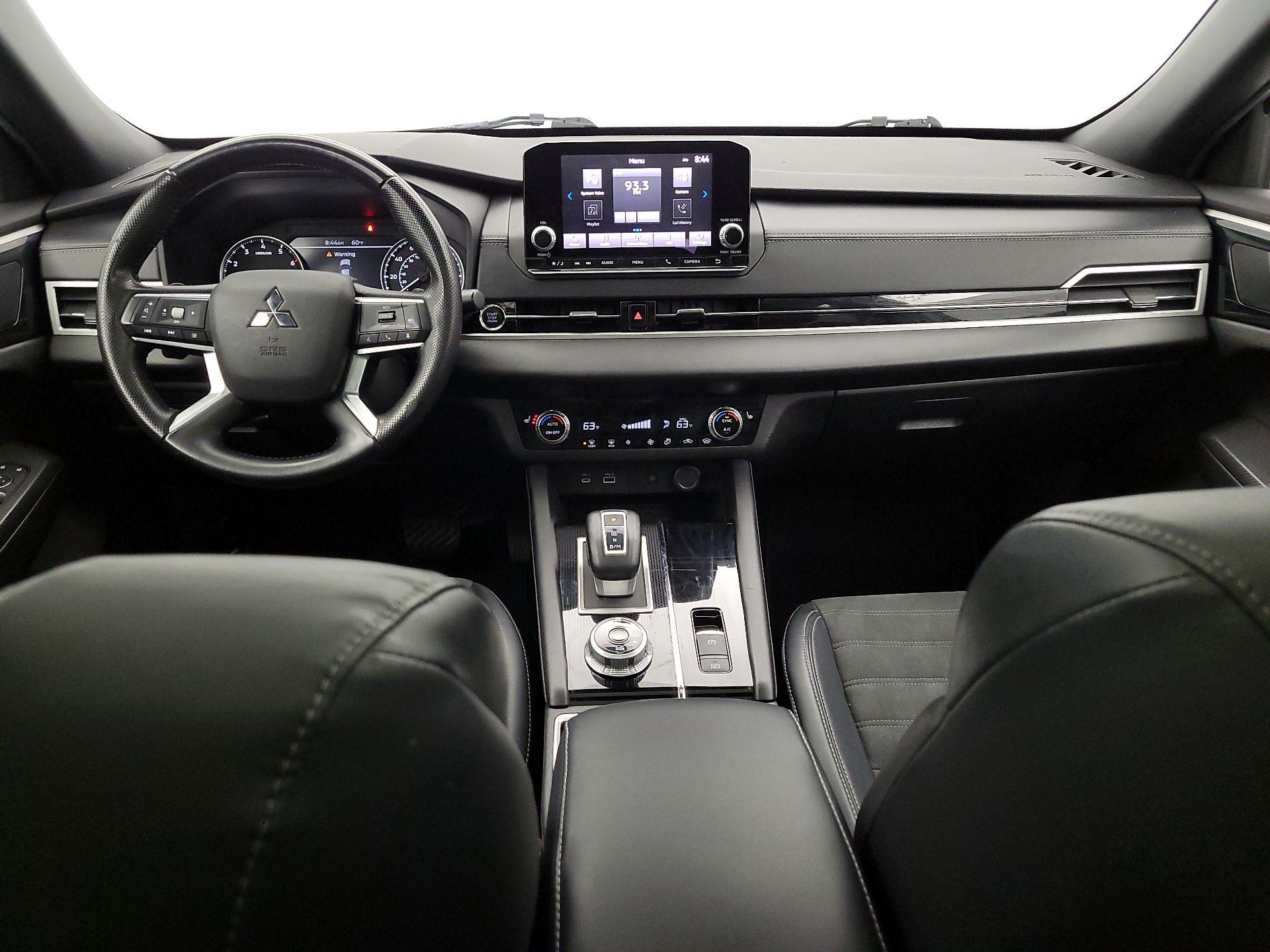Thumbnail: 2022 Mitsubishi Outlander - 9