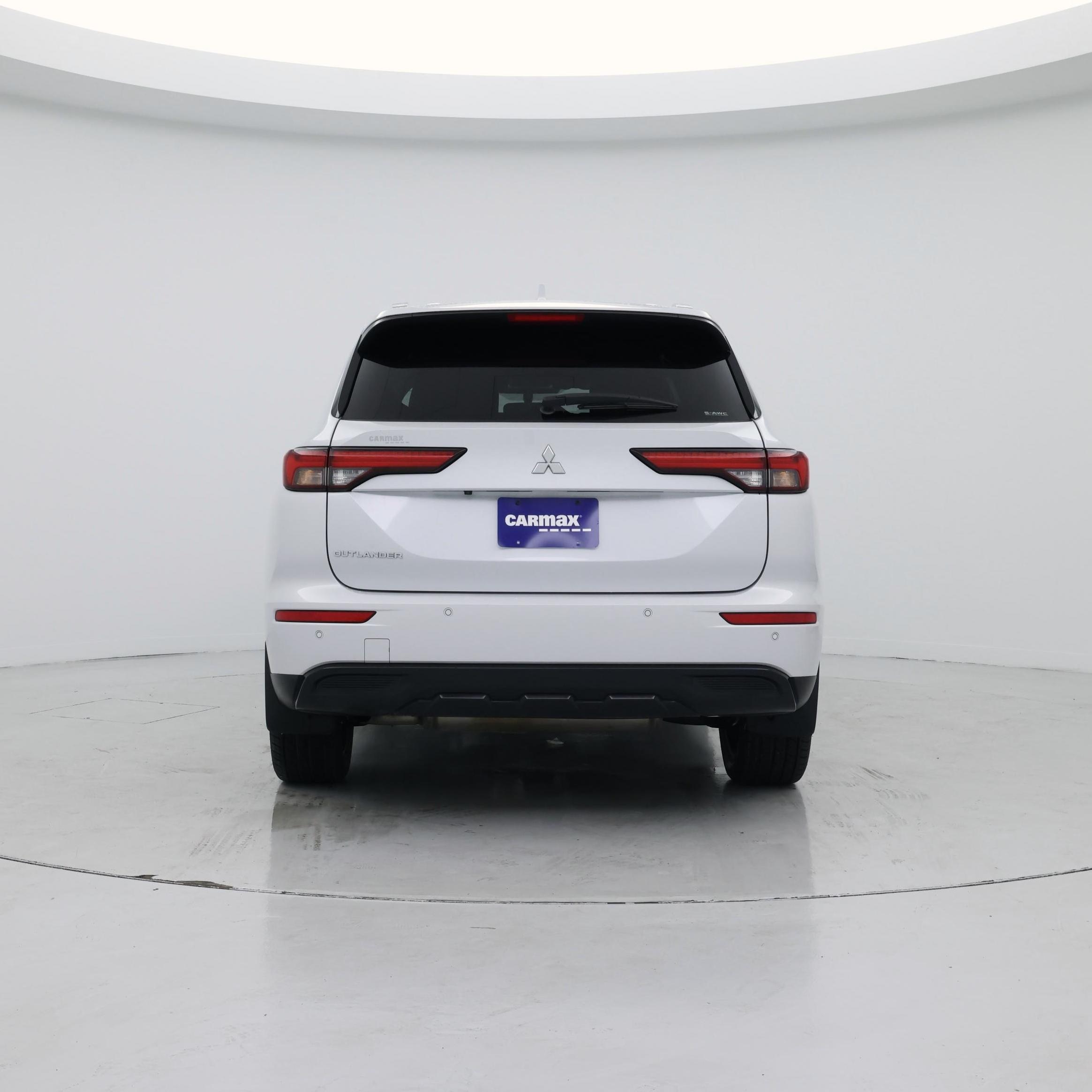 Thumbnail: 2022 Mitsubishi Outlander - 6