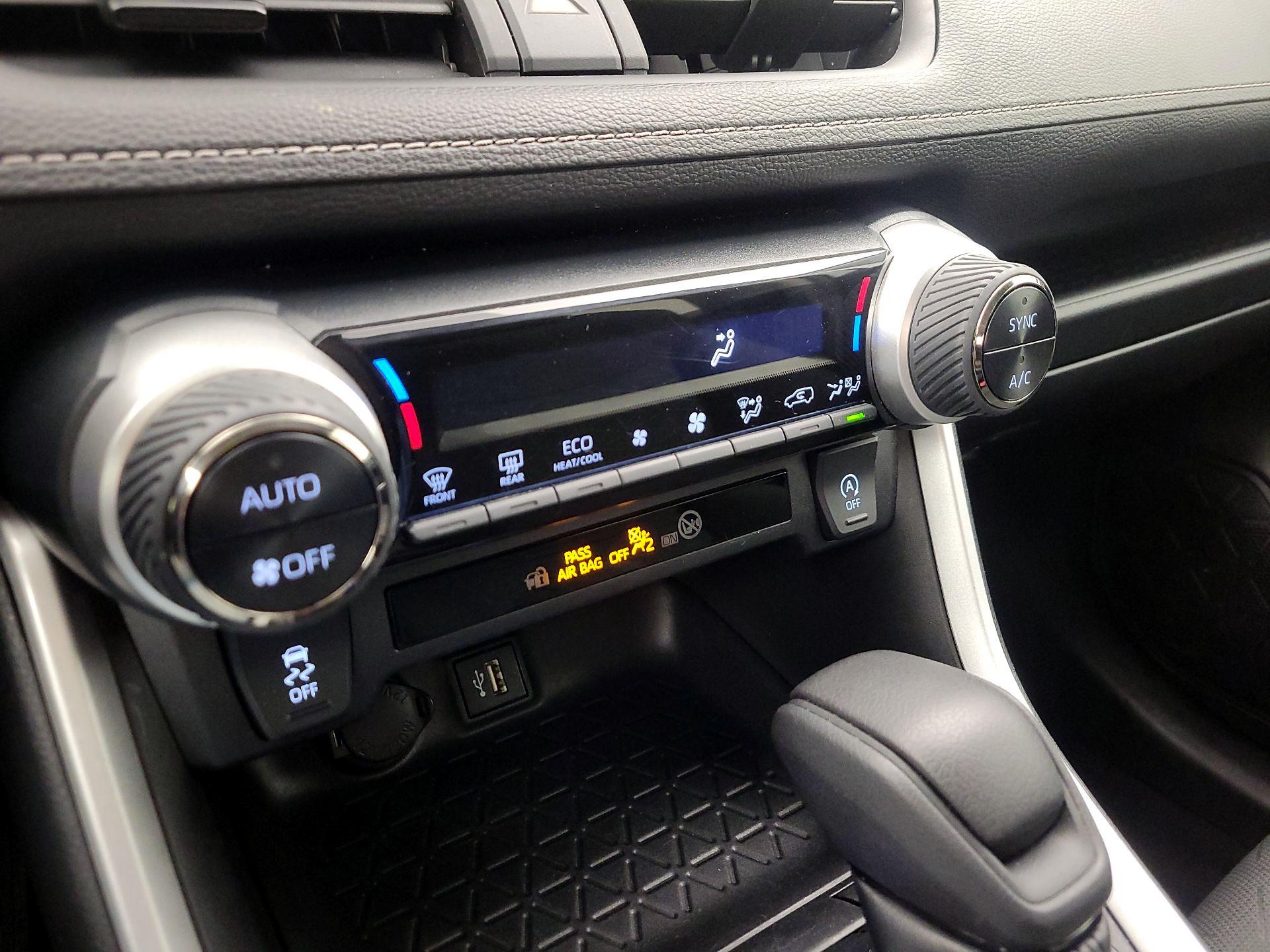 Thumbnail: 2023 Toyota RAV4 - 14