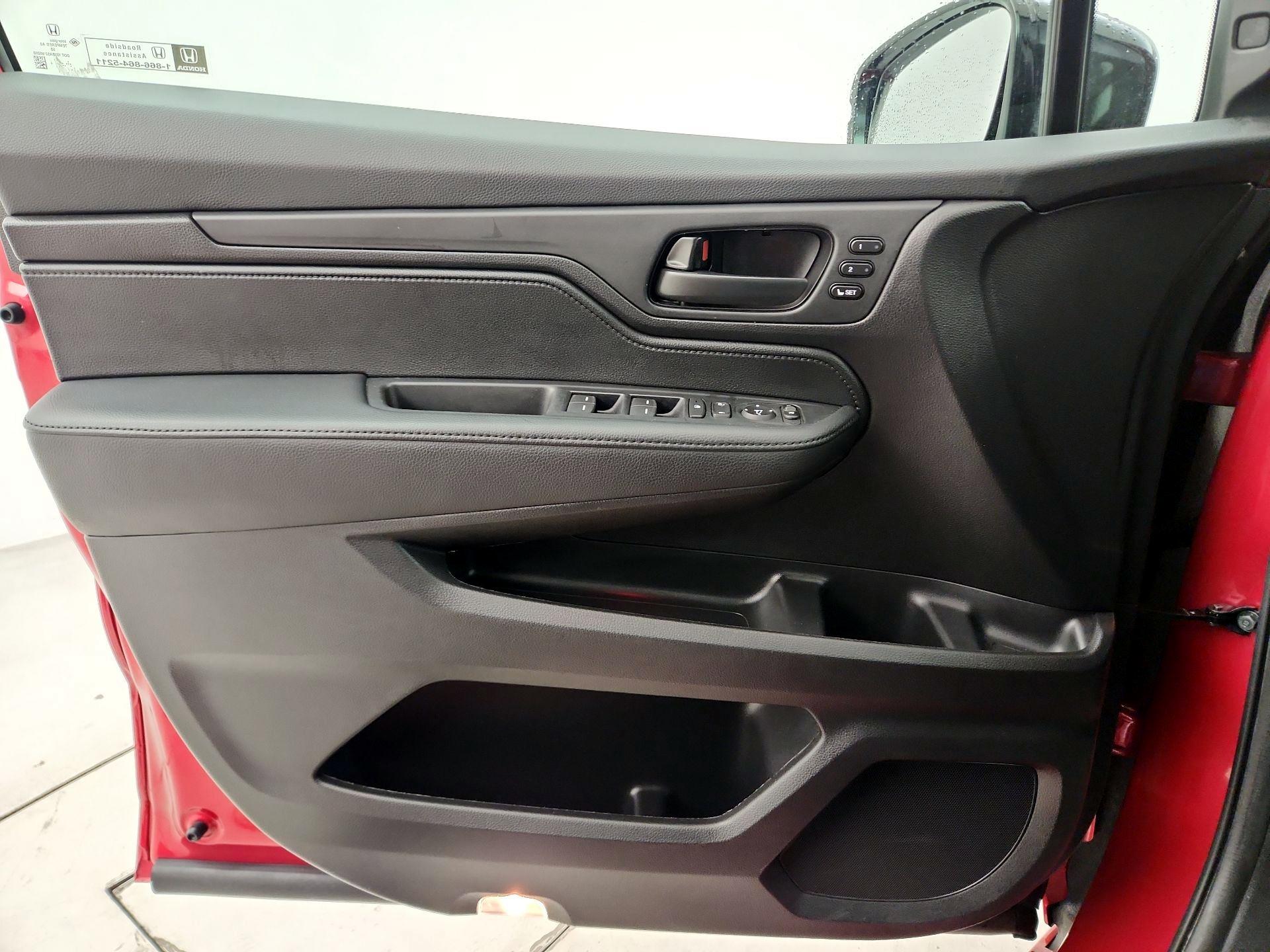 Thumbnail: 2025 Honda Odyssey - 10
