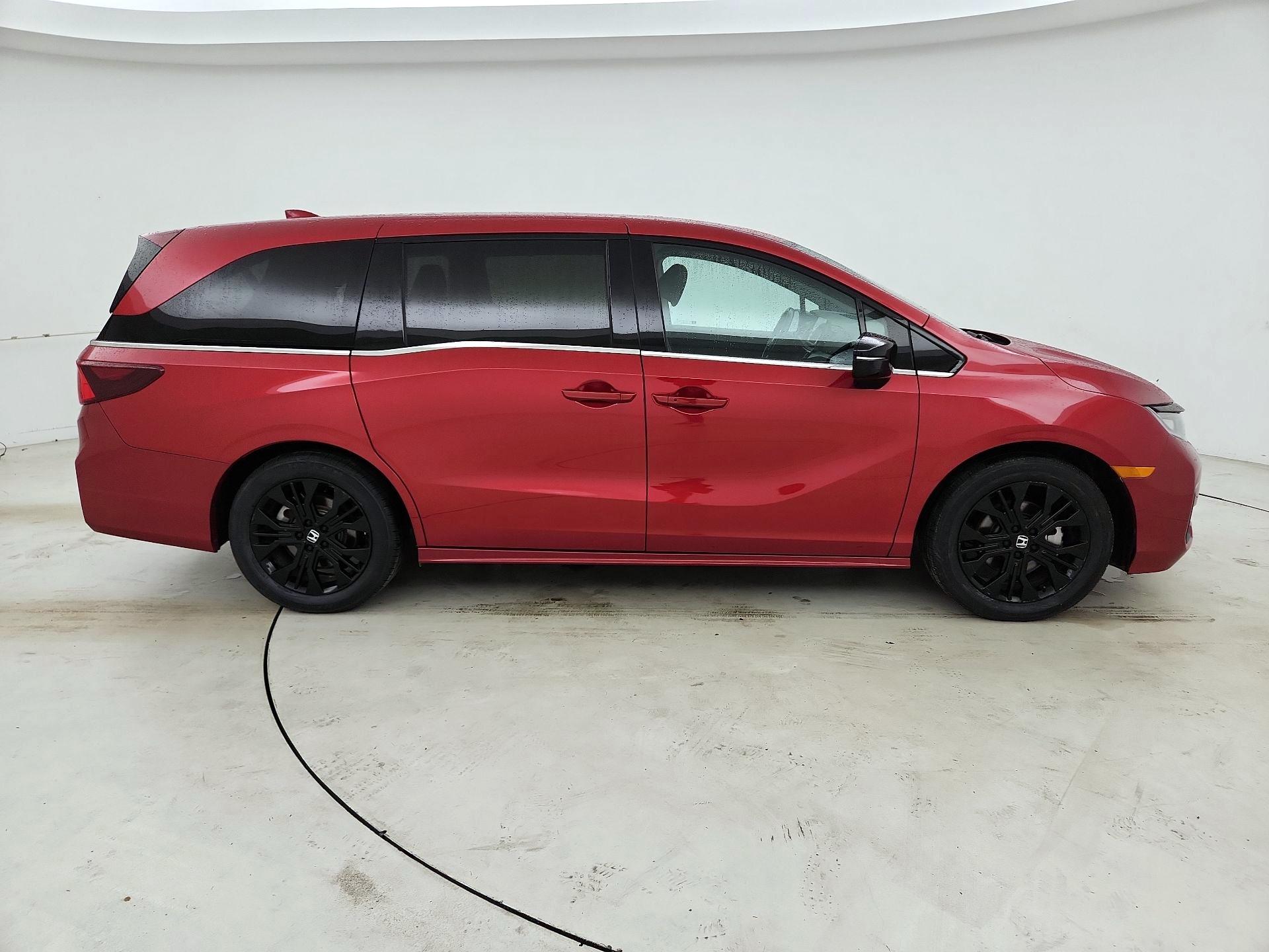 Thumbnail: 2025 Honda Odyssey - 4