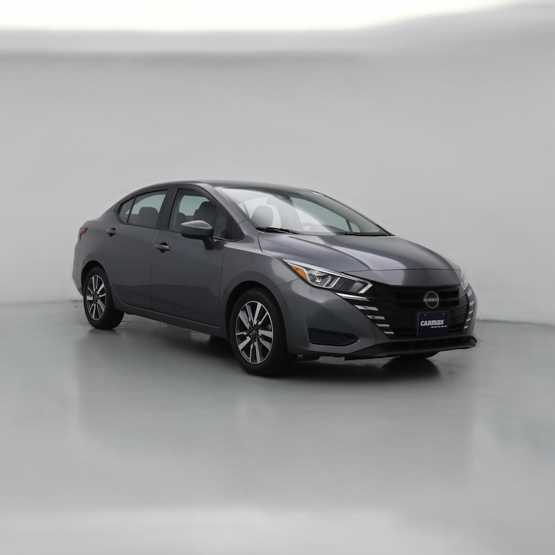 2023 Nissan Versa SV