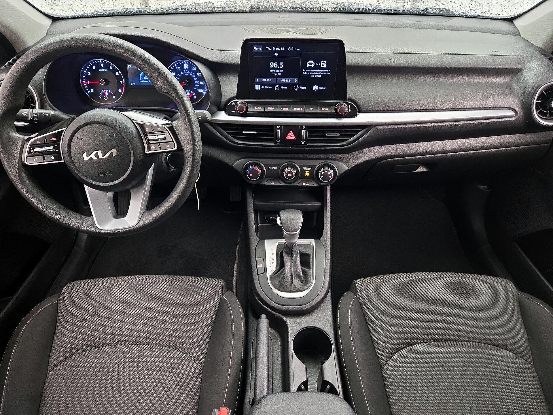 Thumbnail: 2023 Kia Forte - 9