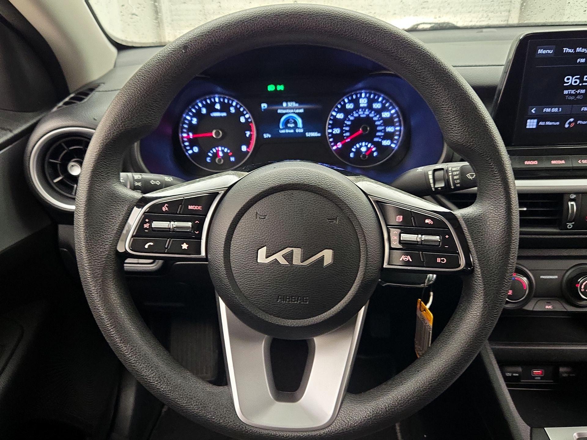 Thumbnail: 2023 Kia Forte - 10