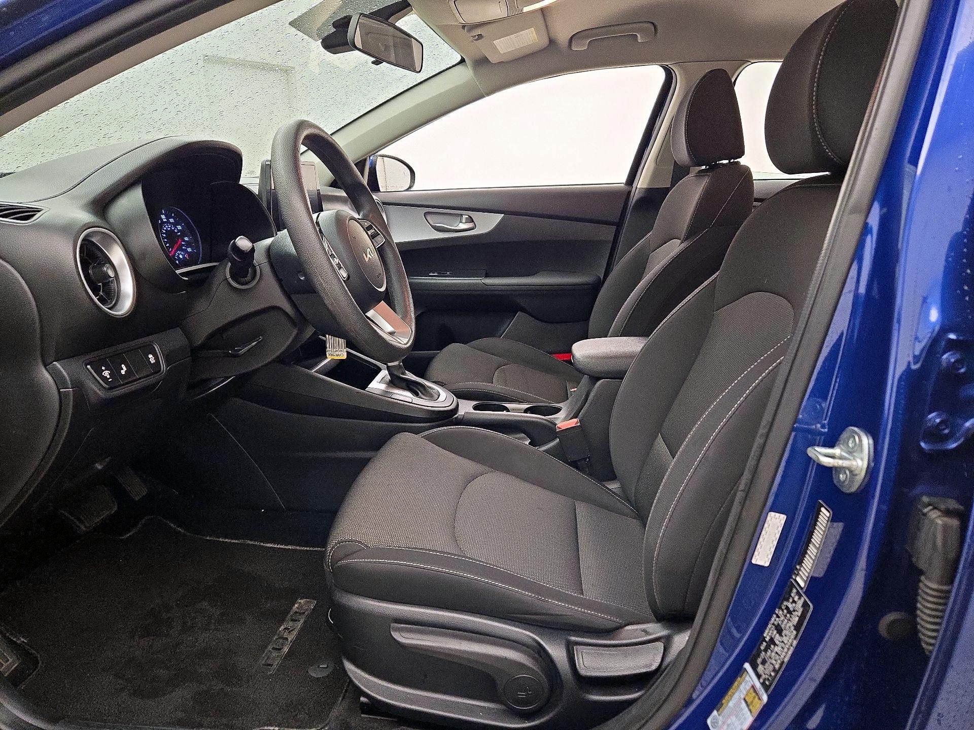 Thumbnail: 2023 Kia Forte - 11