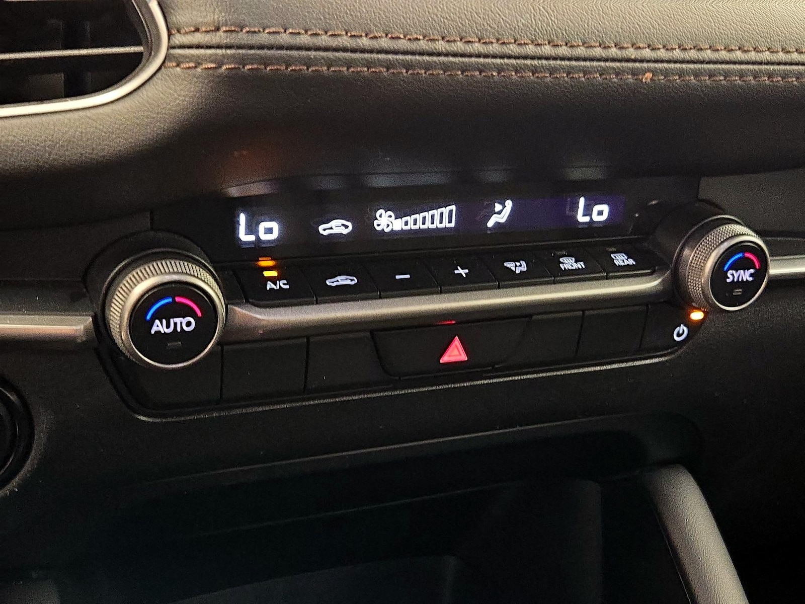 2024 Mazda Mazda3 Select Sport - Photo 18