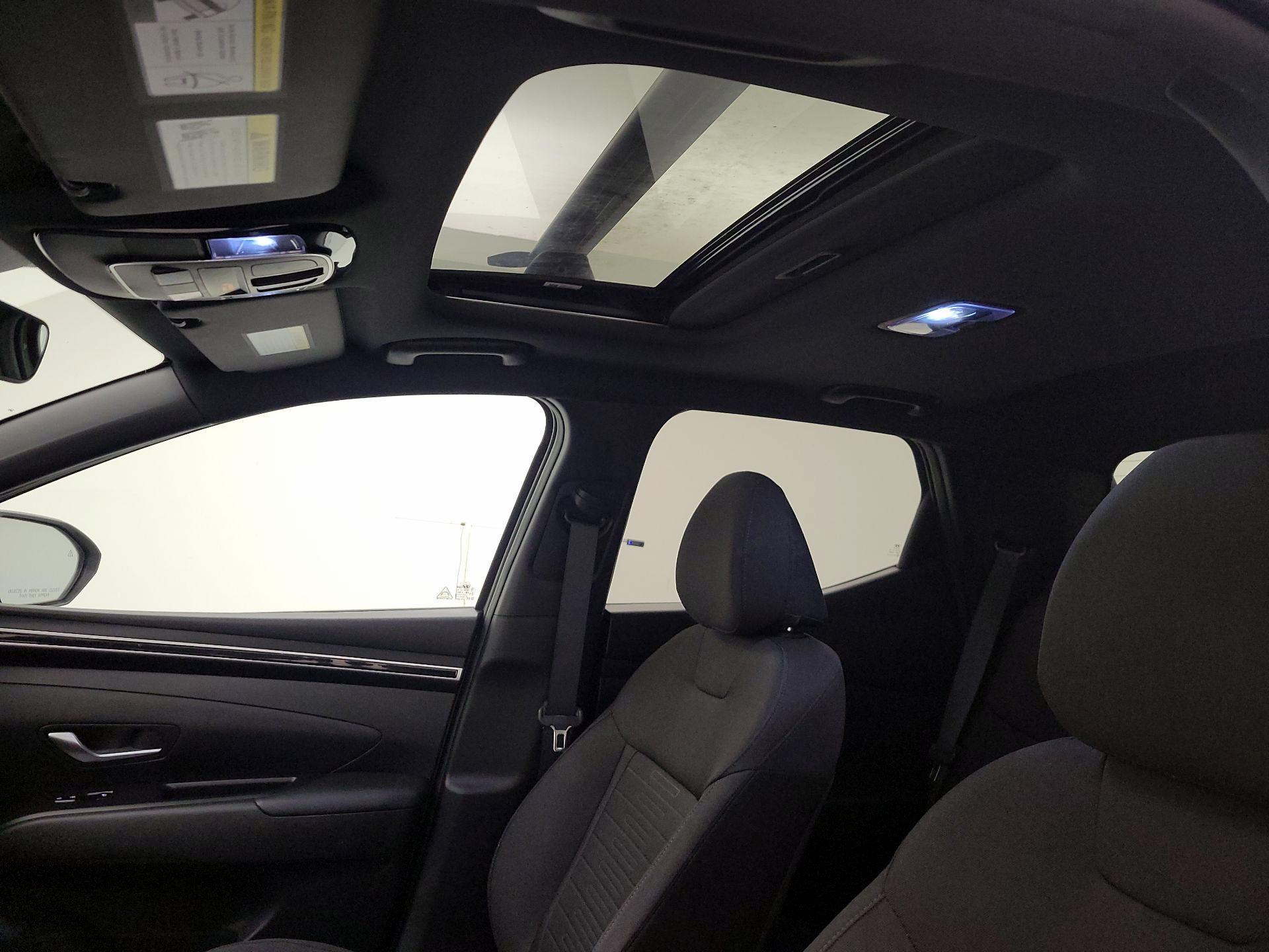 Thumbnail: 2023 Hyundai Santa Cruz - 19