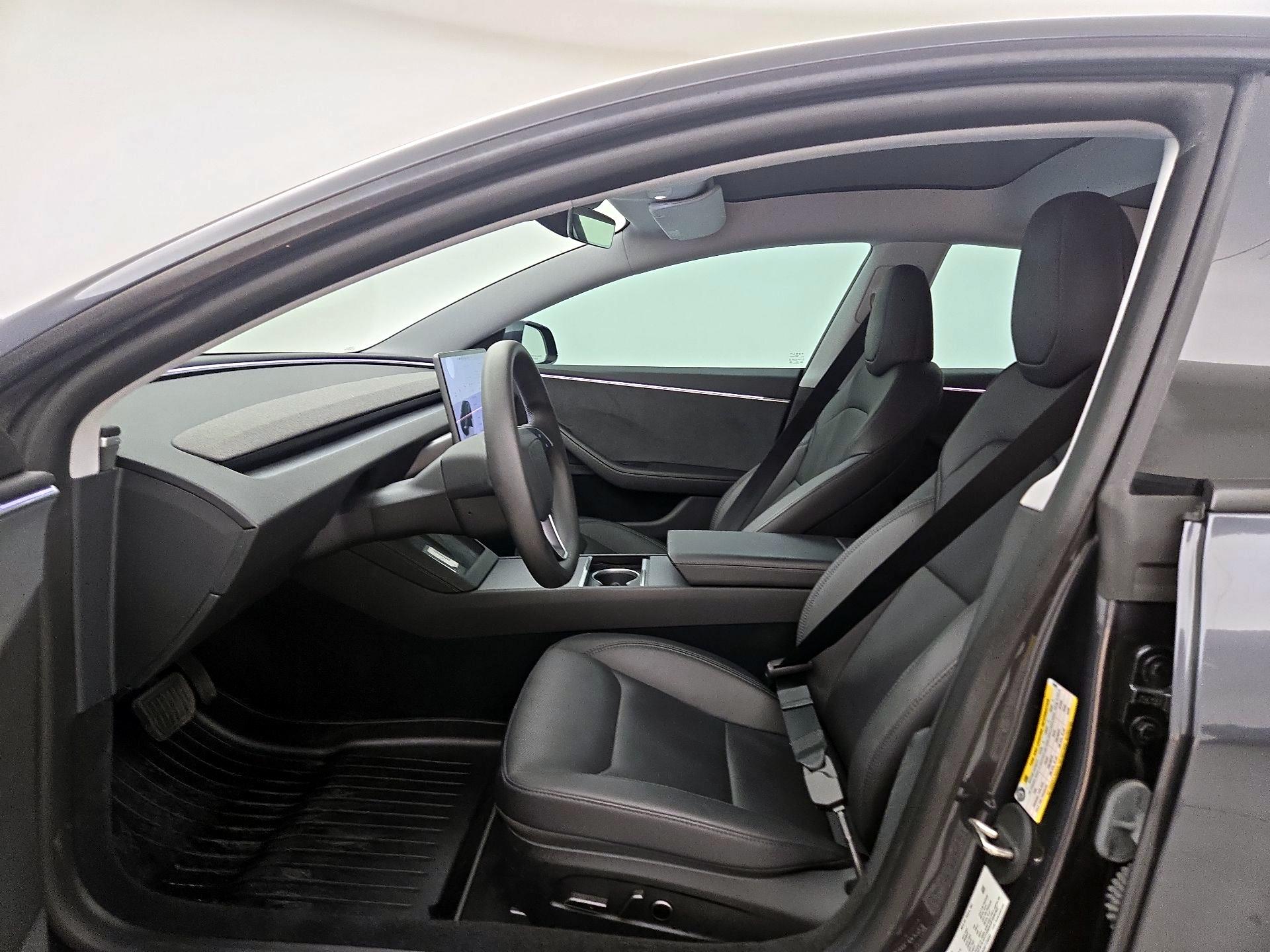 Thumbnail: 2024 Tesla Model 3 - 11