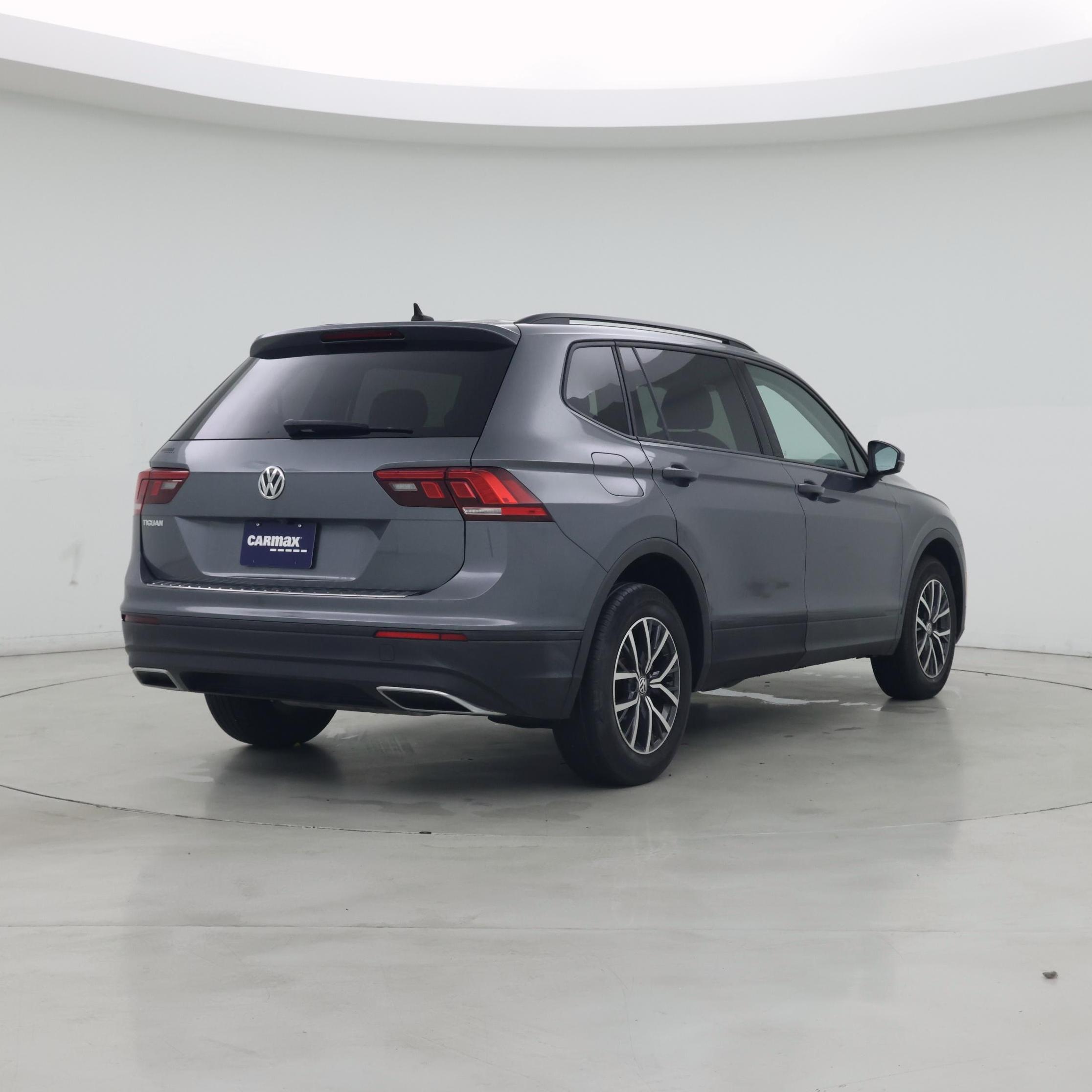 Thumbnail: 2021 Volkswagen Tiguan - 8