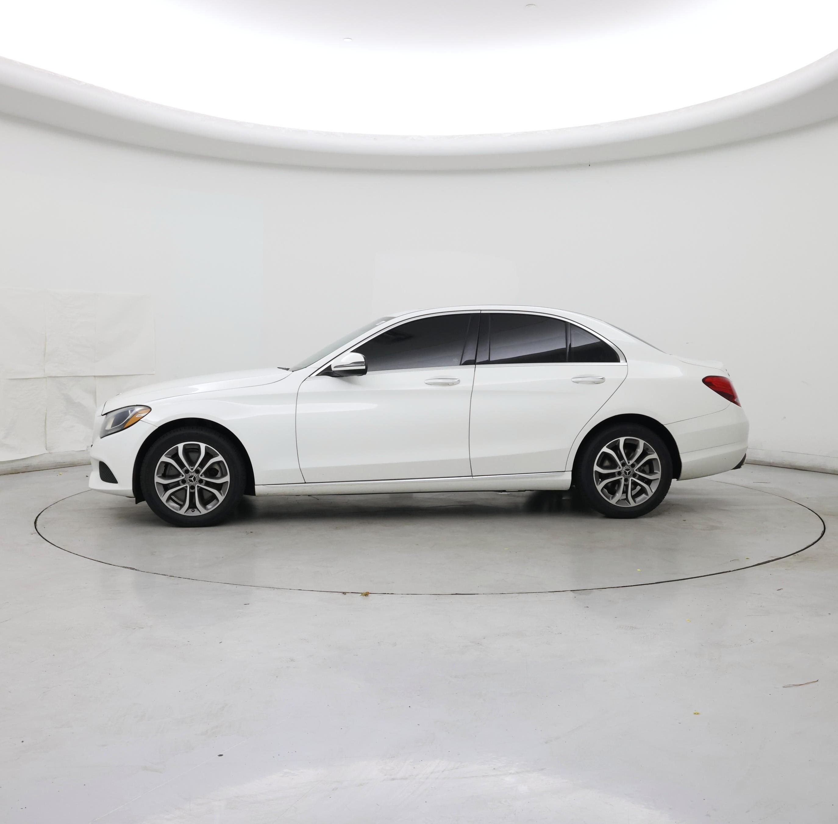 Thumbnail: 2018 Mercedes-Benz C-Class - 3