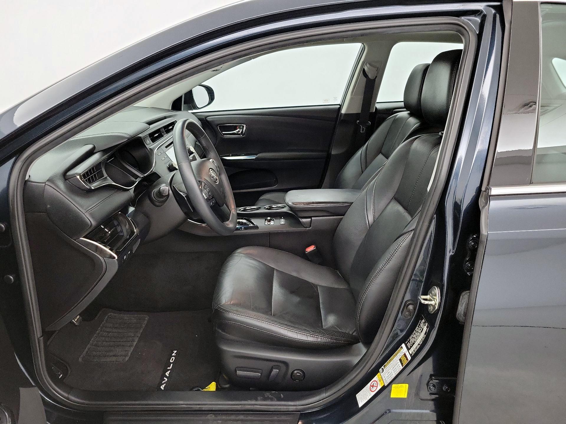 Thumbnail: 2016 Toyota Avalon - 11