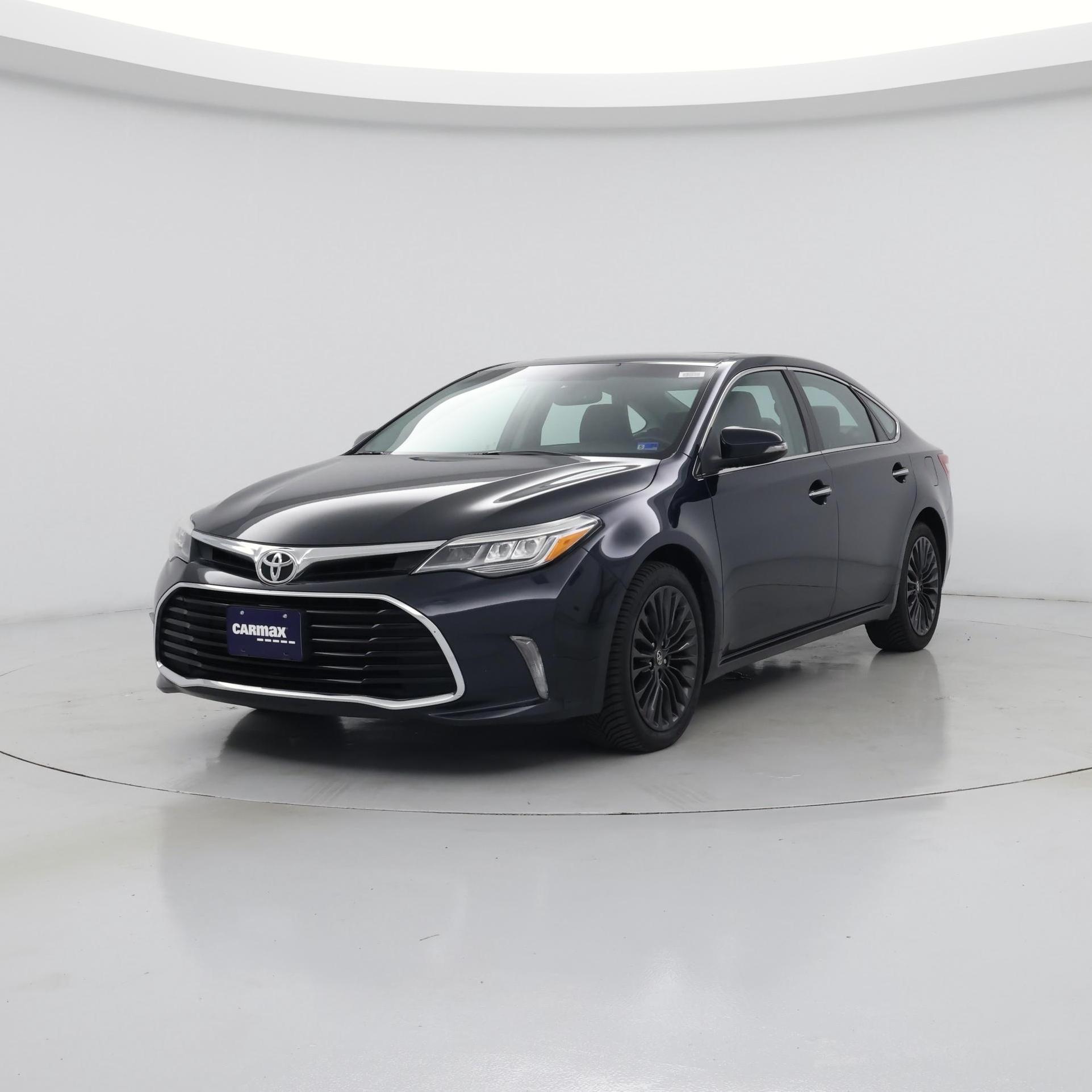 Thumbnail: 2016 Toyota Avalon - 4