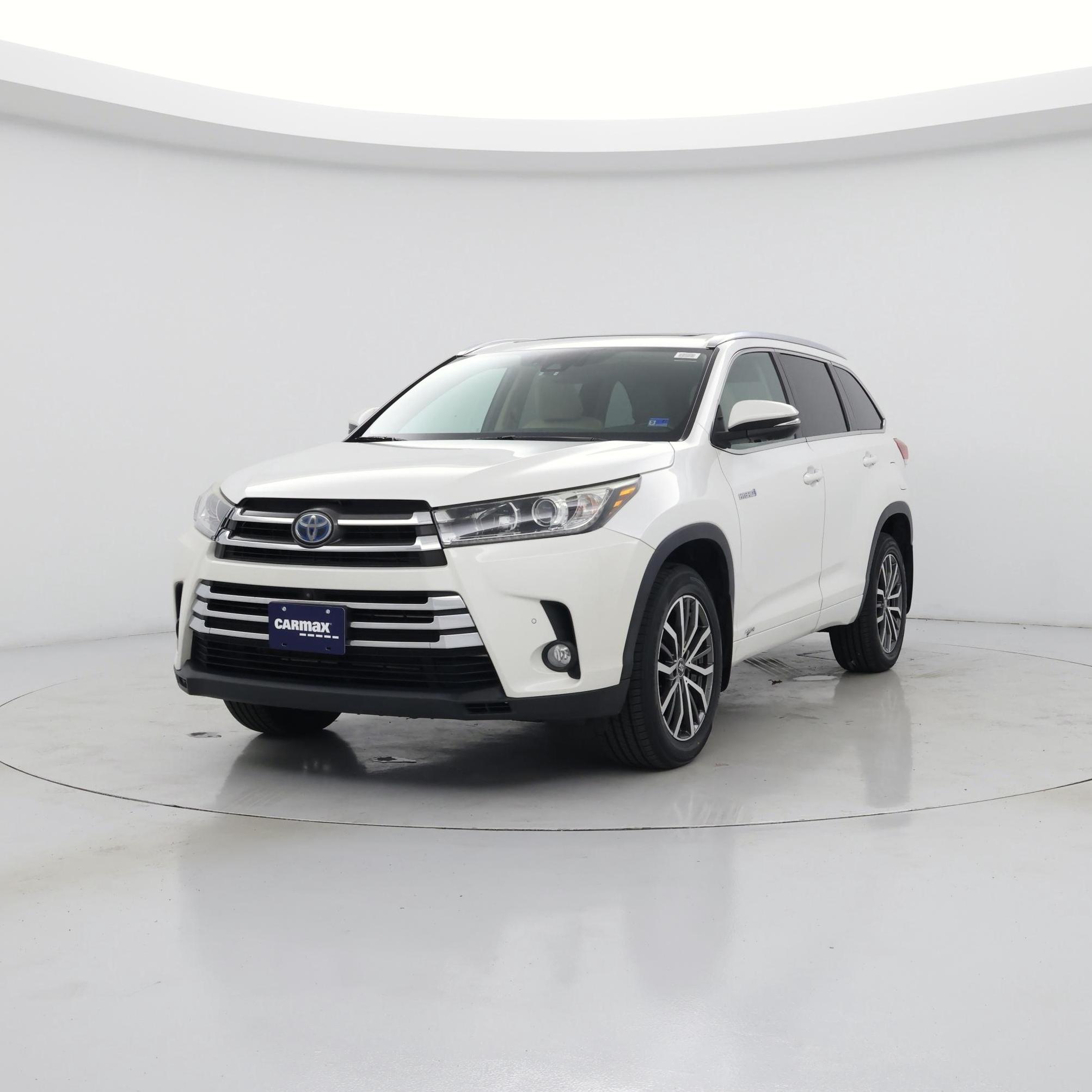 Thumbnail: 2018 Toyota Highlander - 4