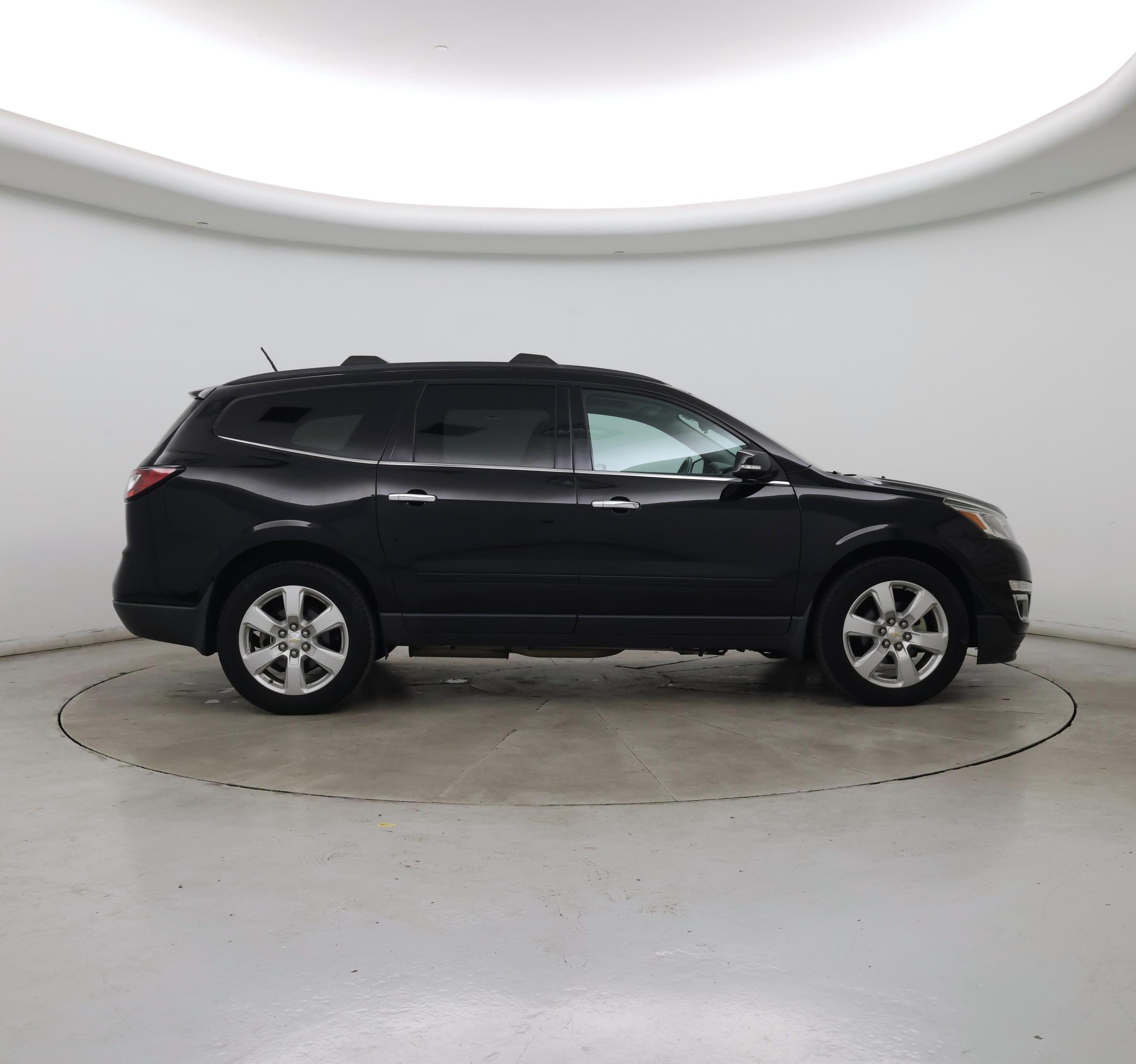 Thumbnail: 2017 Chevrolet Traverse - 7